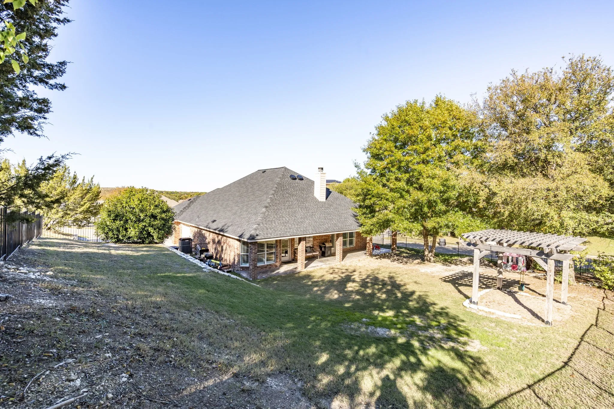 Single Family Residence For Rent in Tarrant County , 11701 Cambria Court, Fort Worth, Texas 76008, 4 Bedroom, 2 Bathroom, 3 Garage spaces, 2,108 Sqft, built in 2004, mls#21392467, Real Estate Agent in Fort Worth, Homes For Rent in Tarrant county, Homes For Rent in Fort Worth, Realtor in Fort Worth Texas, Real Estate Brokerage Independent Realty Texas, Luminita Cordes Realtor