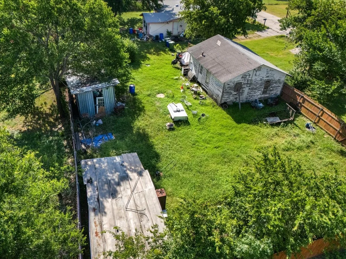 Single Family Residence For Sale in Tarrant County , 506 Alvarado Street, Mansfield, Texas 76063, 0, 0, Garage spaces, 572 Sqft, built in 1940, mls#21387698, Real Estate Agent in Mansfield, Homes For Sale in Tarrant county, Homes For Sale in Mansfield, Realtor in Mansfield Texas, Real Estate Brokerage Independent Realty Texas, Luminita Cordes Realtor