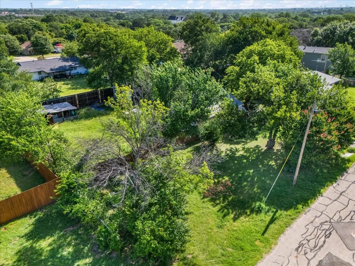 Single Family Residence For Sale in Tarrant County , 506 Alvarado Street, Mansfield, Texas 76063, 0, 0, Garage spaces, 572 Sqft, built in 1940, mls#21387698, Real Estate Agent in Mansfield, Homes For Sale in Tarrant county, Homes For Sale in Mansfield, Realtor in Mansfield Texas, Real Estate Brokerage Independent Realty Texas, Luminita Cordes Realtor