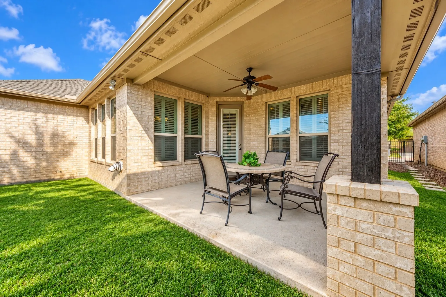 Condominium For Sale in Tarrant County , 736 Fostery King Place, Keller, Texas 76248, 2 Bedroom, 2 Bathroom, 2 Garage spaces, 1,868 Sqft, built in 2015, mls#21392434, Real Estate Agent in Keller, Homes For Sale in Tarrant county, Homes For Sale in Keller, Realtor in Keller Texas, Real Estate Brokerage Independent Realty Texas, Luminita Cordes Realtor