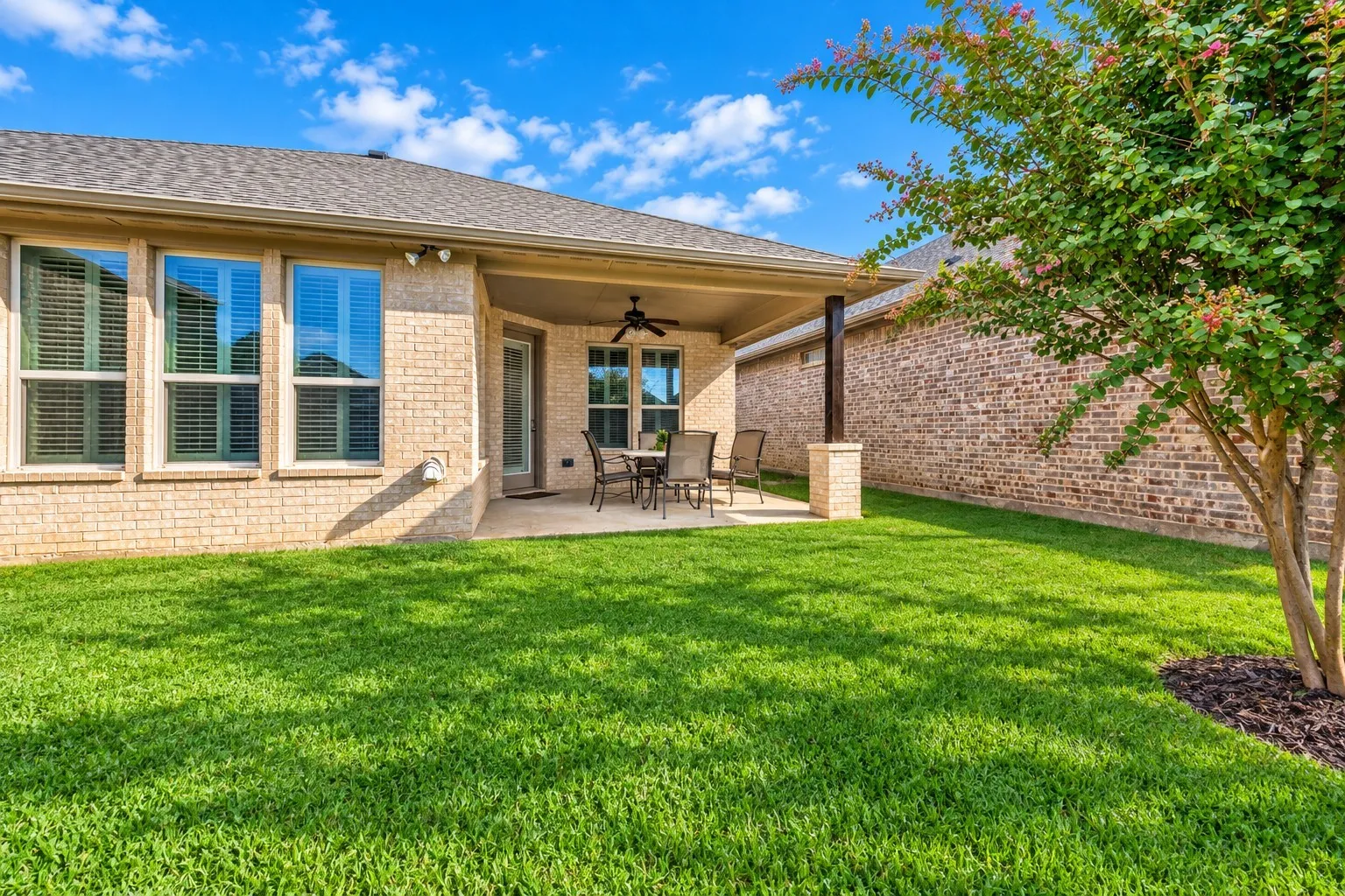 Condominium For Sale in Tarrant County , 736 Fostery King Place, Keller, Texas 76248, 2 Bedroom, 2 Bathroom, 2 Garage spaces, 1,868 Sqft, built in 2015, mls#21392434, Real Estate Agent in Keller, Homes For Sale in Tarrant county, Homes For Sale in Keller, Realtor in Keller Texas, Real Estate Brokerage Independent Realty Texas, Luminita Cordes Realtor