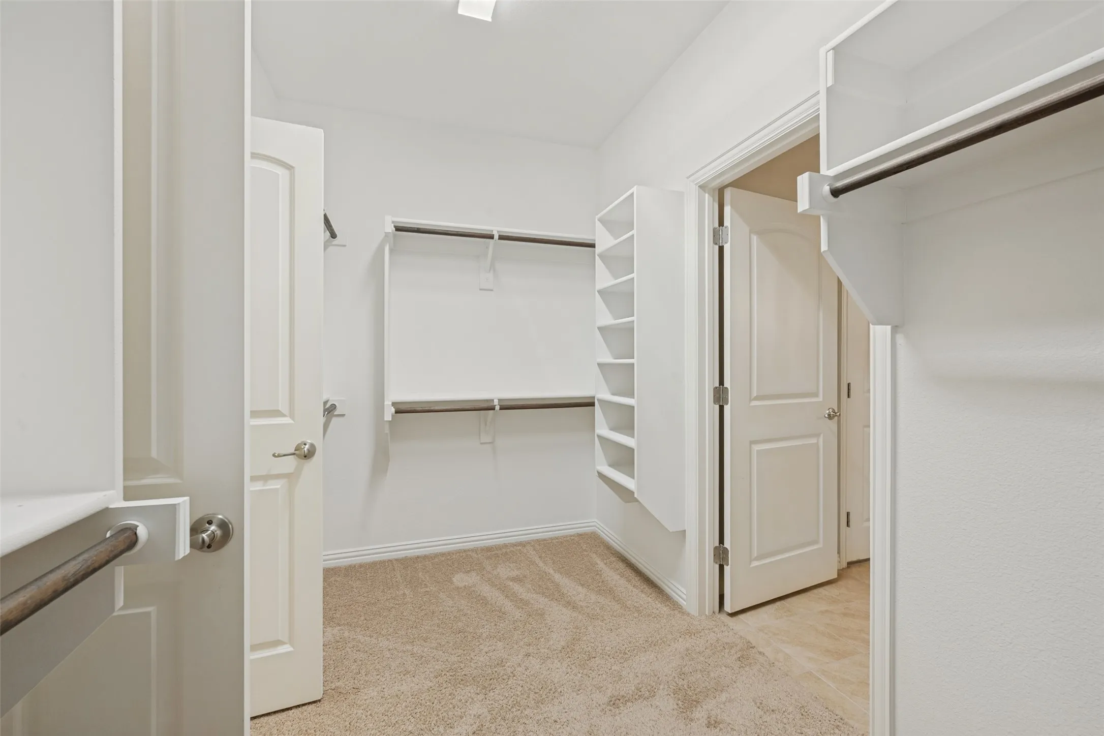 Condominium For Sale in Tarrant County , 736 Fostery King Place, Keller, Texas 76248, 2 Bedroom, 2 Bathroom, 2 Garage spaces, 1,868 Sqft, built in 2015, mls#21392434, Real Estate Agent in Keller, Homes For Sale in Tarrant county, Homes For Sale in Keller, Realtor in Keller Texas, Real Estate Brokerage Independent Realty Texas, Luminita Cordes Realtor