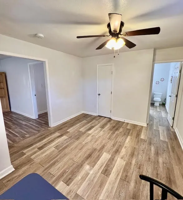 Single Family Residence For Rent in Denton County , 725 Summers Lane, Lake Dallas, Texas 75065, 1 Bedroom, 1 Bathroom, 2 Garage spaces, 768 Sqft, built in 1975, mls#21392449, Real Estate Agent in Lake Dallas, Homes For Rent in Denton county, Homes For Rent in Lake Dallas, Realtor in Lake Dallas Texas, Real Estate Brokerage Independent Realty Texas, Luminita Cordes Realtor
