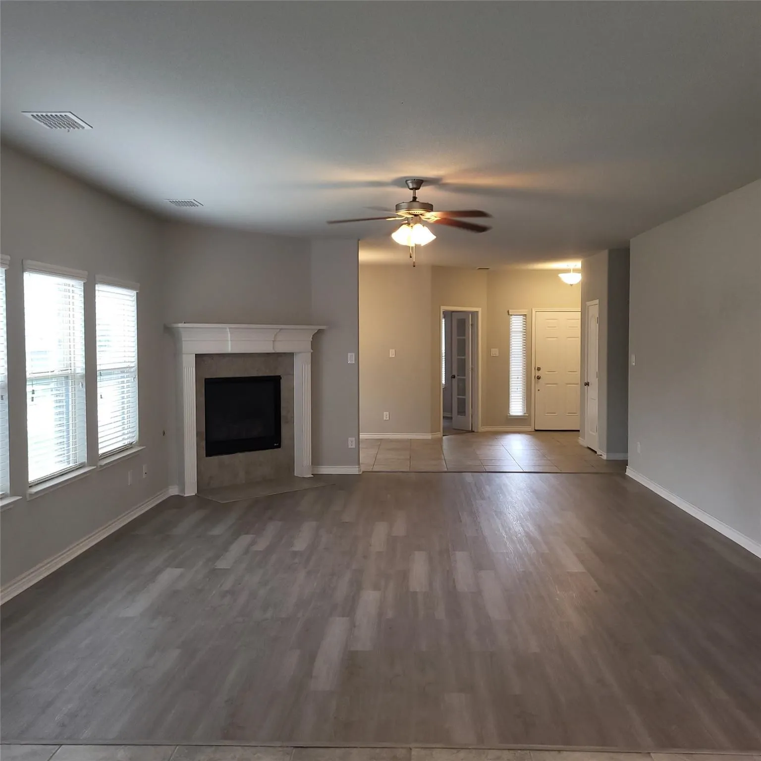 Single Family Residence For Rent in Tarrant County , 9324 Horsemanship Drive, Fort Worth, Texas 76123, 3 Bedroom, 2 Bathroom, 2 Garage spaces, 2,061 Sqft, built in 2017, mls#21392482, Real Estate Agent in Fort Worth, Homes For Rent in Tarrant county, Homes For Rent in Fort Worth, Realtor in Fort Worth Texas, Real Estate Brokerage Independent Realty Texas, Luminita Cordes Realtor