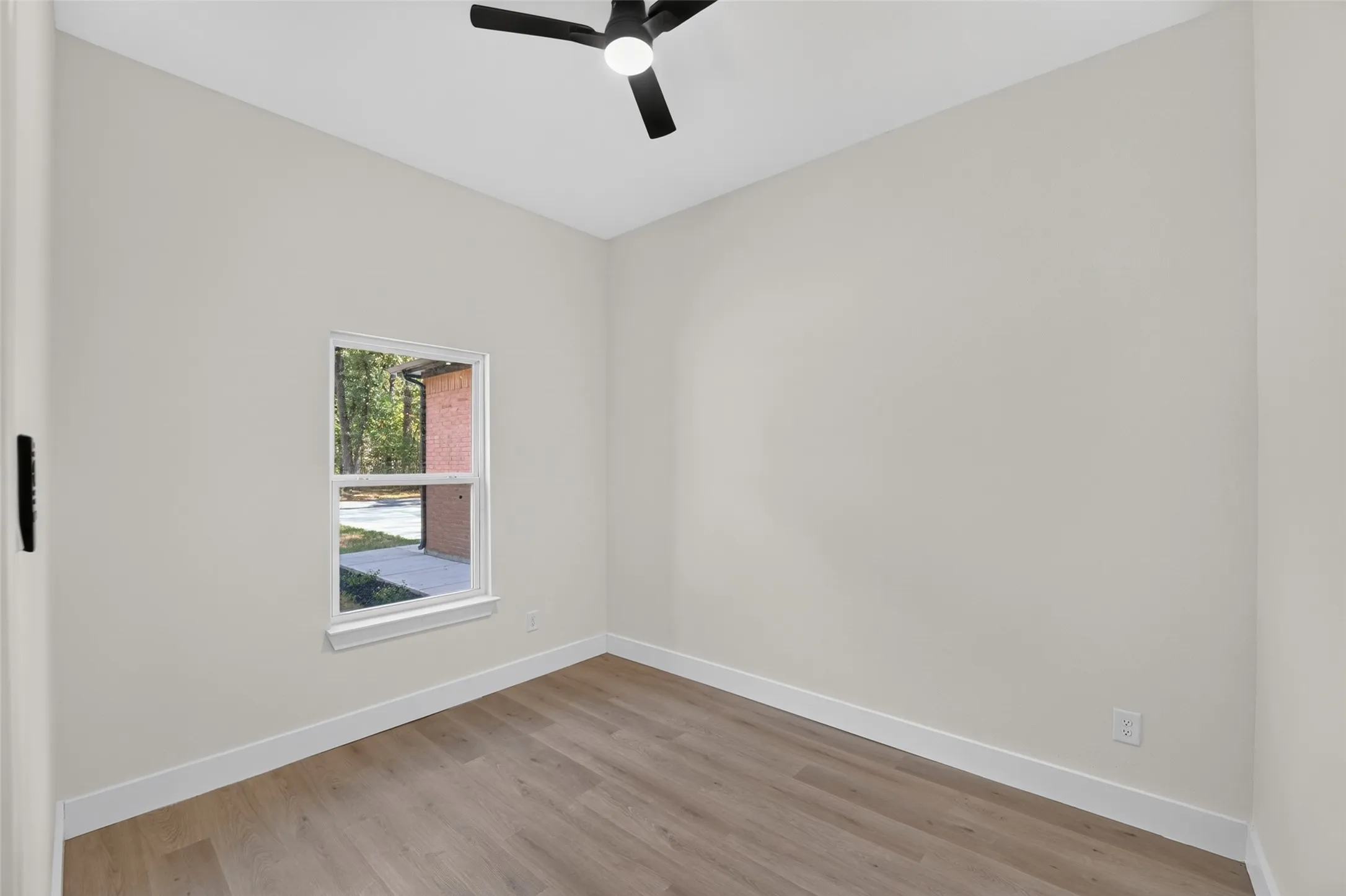 Single Family Residence For Sale in Henderson County , 219 W Beachwood Loop, Trinidad, Texas 75163, 4 Bedroom, 2 Bathroom, 2 Garage spaces, 1,550 Sqft, built in 2026, mls#21374106, Real Estate Agent in Trinidad, Homes For Sale in Henderson county, Homes For Sale in Trinidad, Realtor in Trinidad Texas, Real Estate Brokerage Independent Realty Texas, Luminita Cordes Realtor