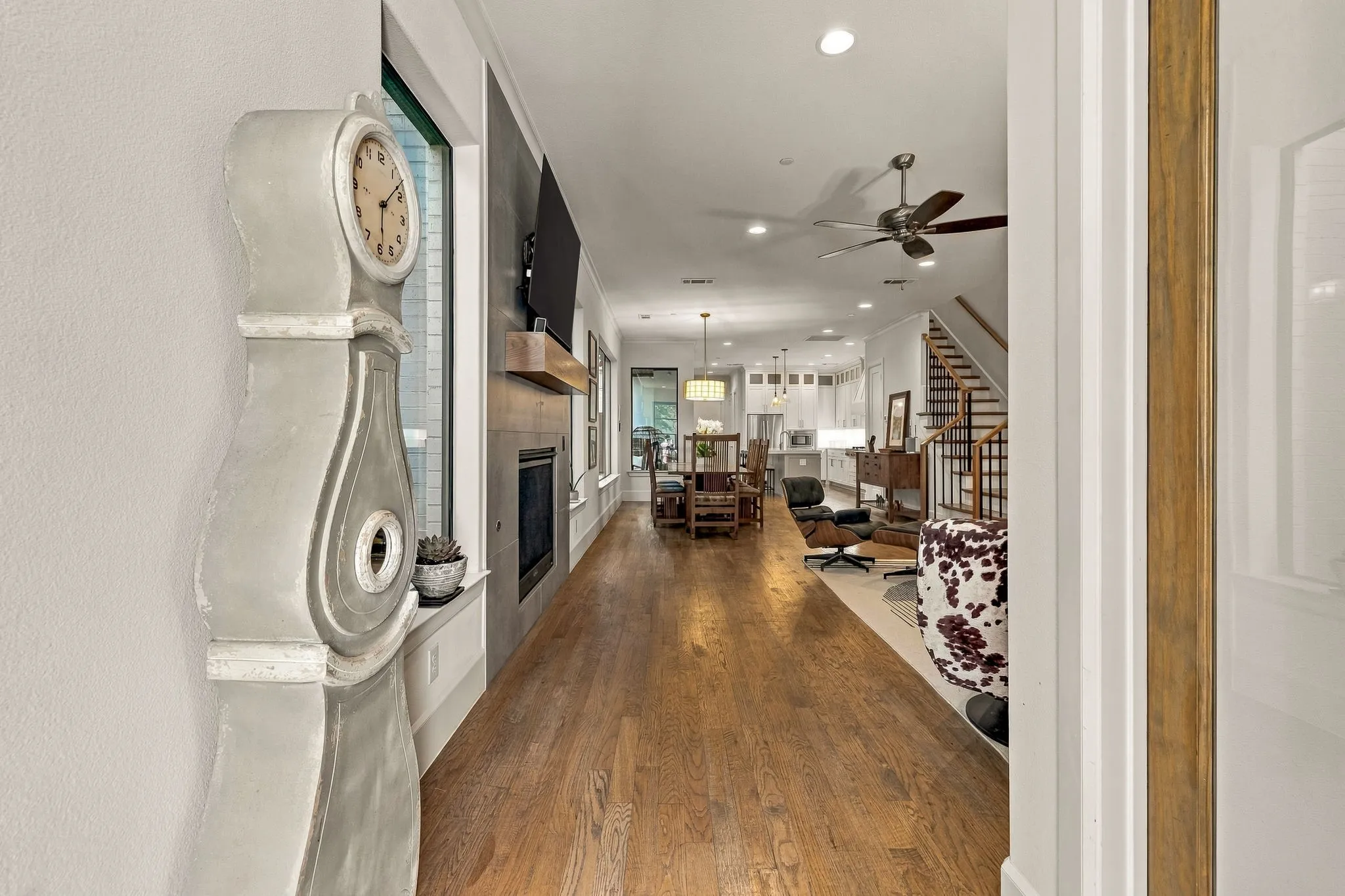 Single Family Residence For Sale in Dallas County , 4322 Emerson Avenue, University Park, Texas 75205, 5 Bedroom, 5 Bathroom, 2 Garage spaces, 3,479 Sqft, built in 2020, mls#21383970, Real Estate Agent in University Park, Homes For Sale in Dallas county, Homes For Sale in University Park, Realtor in University Park Texas, Real Estate Brokerage Independent Realty Texas, Luminita Cordes Realtor