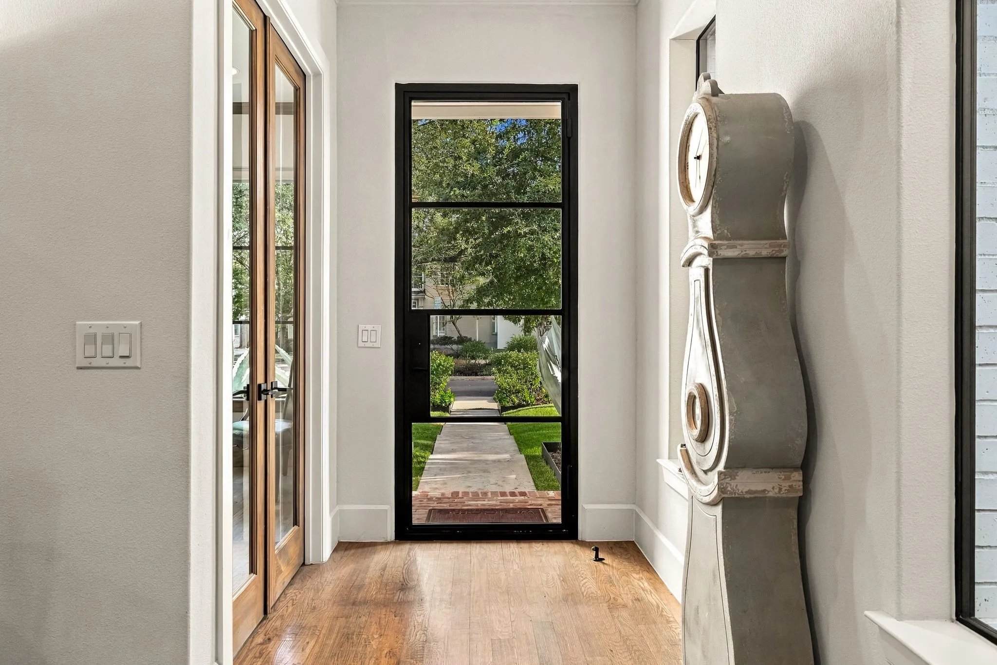 Single Family Residence For Sale in Dallas County , 4322 Emerson Avenue, University Park, Texas 75205, 5 Bedroom, 5 Bathroom, 2 Garage spaces, 3,479 Sqft, built in 2020, mls#21383970, Real Estate Agent in University Park, Homes For Sale in Dallas county, Homes For Sale in University Park, Realtor in University Park Texas, Real Estate Brokerage Independent Realty Texas, Luminita Cordes Realtor