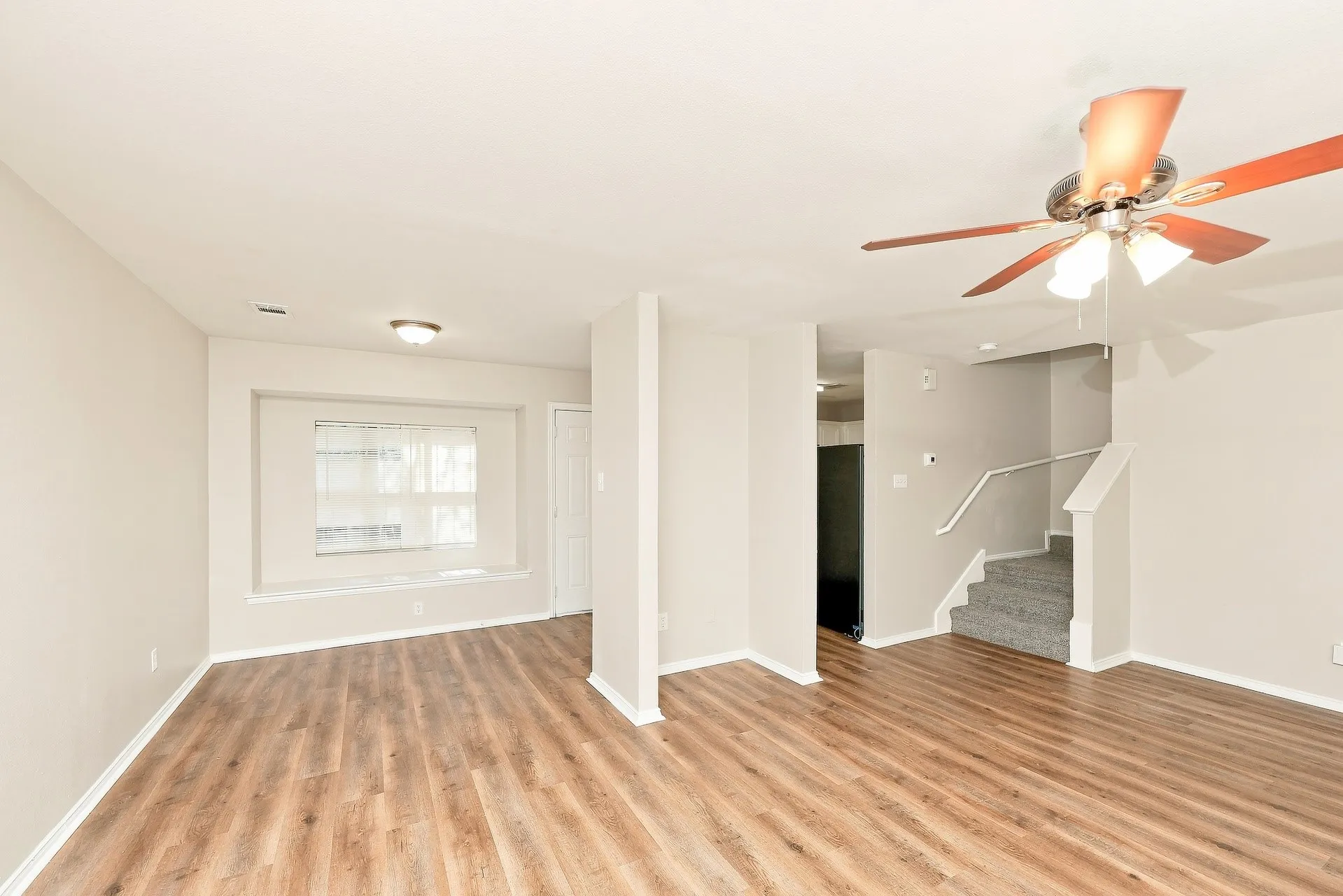 Townhouse For Rent in Dallas County , 312 Ezekial Avenue, Dallas, Texas 75217, 3 Bedroom, 3 Bathroom, 2 Garage spaces, 1,372 Sqft, built in 2008, mls#21392492, Real Estate Agent in Dallas, Homes For Rent in Dallas county, Homes For Rent in Dallas, Realtor in Dallas Texas, Real Estate Brokerage Independent Realty Texas, Luminita Cordes Realtor