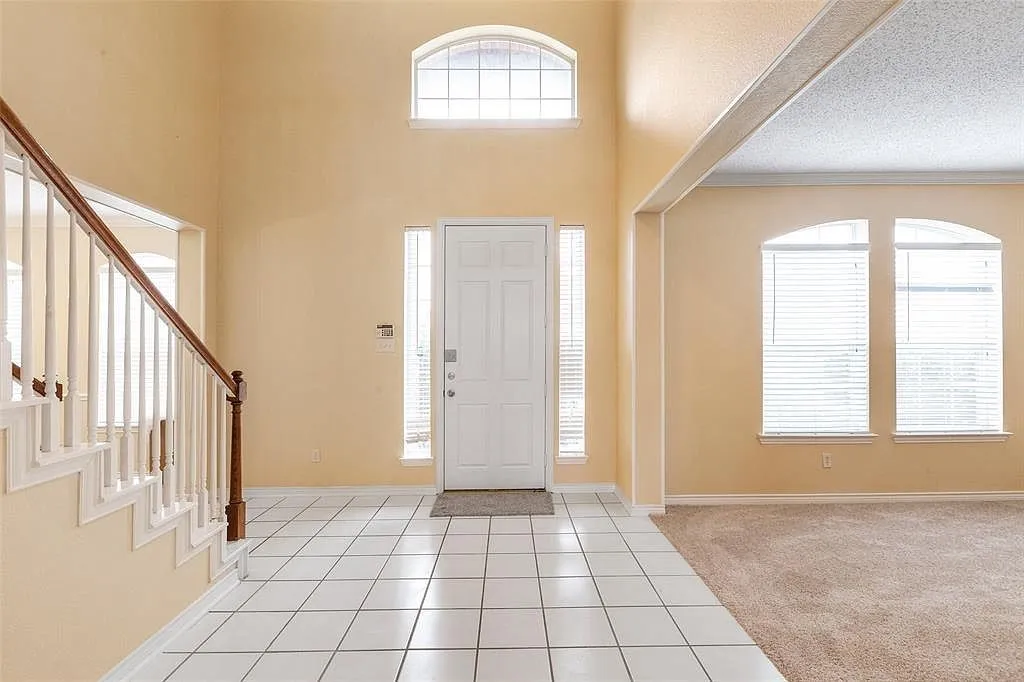 Single Family Residence For Rent in Collin County , 8025 Cavalier Drive, Plano, Texas 75024, 4 Bedroom, 3 Bathroom, 2 Garage spaces, 3,281 Sqft, built in 1995, mls#21391715, Real Estate Agent in Plano, Homes For Rent in Collin county, Homes For Rent in Plano, Realtor in Plano Texas, Real Estate Brokerage Independent Realty Texas, Luminita Cordes Realtor