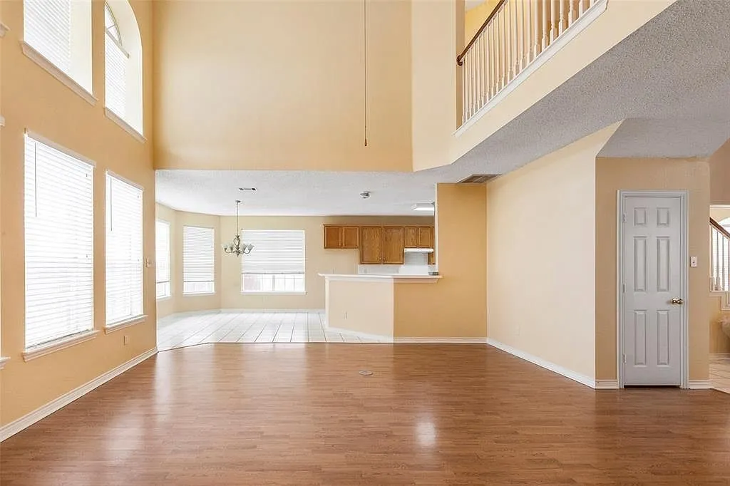 Single Family Residence For Rent in Collin County , 8025 Cavalier Drive, Plano, Texas 75024, 4 Bedroom, 3 Bathroom, 2 Garage spaces, 3,281 Sqft, built in 1995, mls#21391715, Real Estate Agent in Plano, Homes For Rent in Collin county, Homes For Rent in Plano, Realtor in Plano Texas, Real Estate Brokerage Independent Realty Texas, Luminita Cordes Realtor
