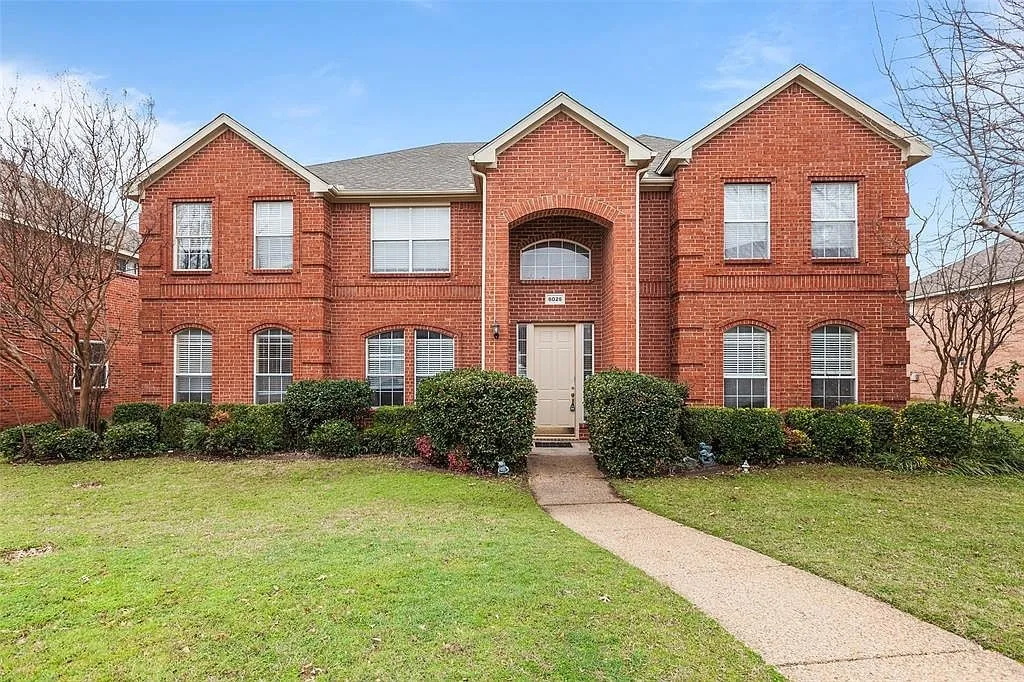 Single Family Residence For Rent