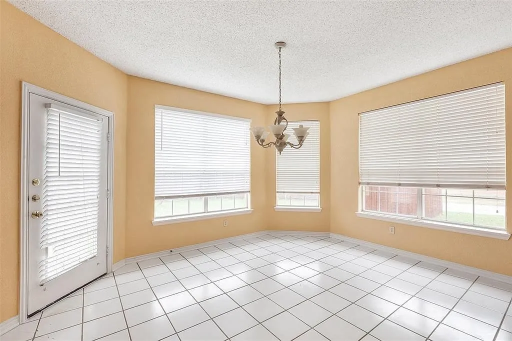 Single Family Residence For Rent in Collin County , 8025 Cavalier Drive, Plano, Texas 75024, 4 Bedroom, 3 Bathroom, 2 Garage spaces, 3,281 Sqft, built in 1995, mls#21391715, Real Estate Agent in Plano, Homes For Rent in Collin county, Homes For Rent in Plano, Realtor in Plano Texas, Real Estate Brokerage Independent Realty Texas, Luminita Cordes Realtor