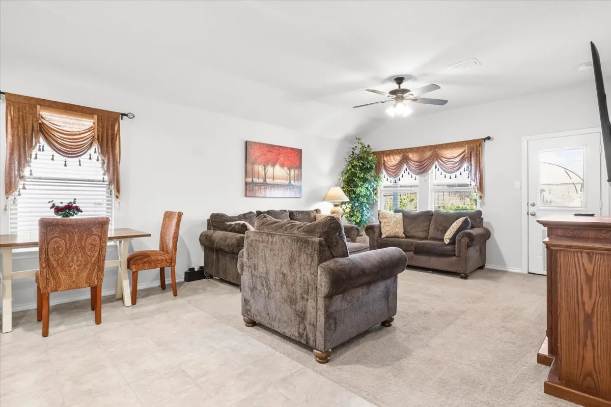 Single Family Residence For Rent in Wise County , 137 Running River Drive, Boyd, Texas 76023, 3 Bedroom, 2 Bathroom, 2 Garage spaces, 1,333 Sqft, built in 2023, mls#21392501, Real Estate Agent in Boyd, Homes For Rent in Wise county, Homes For Rent in Boyd, Realtor in Boyd Texas, Real Estate Brokerage Independent Realty Texas, Luminita Cordes Realtor