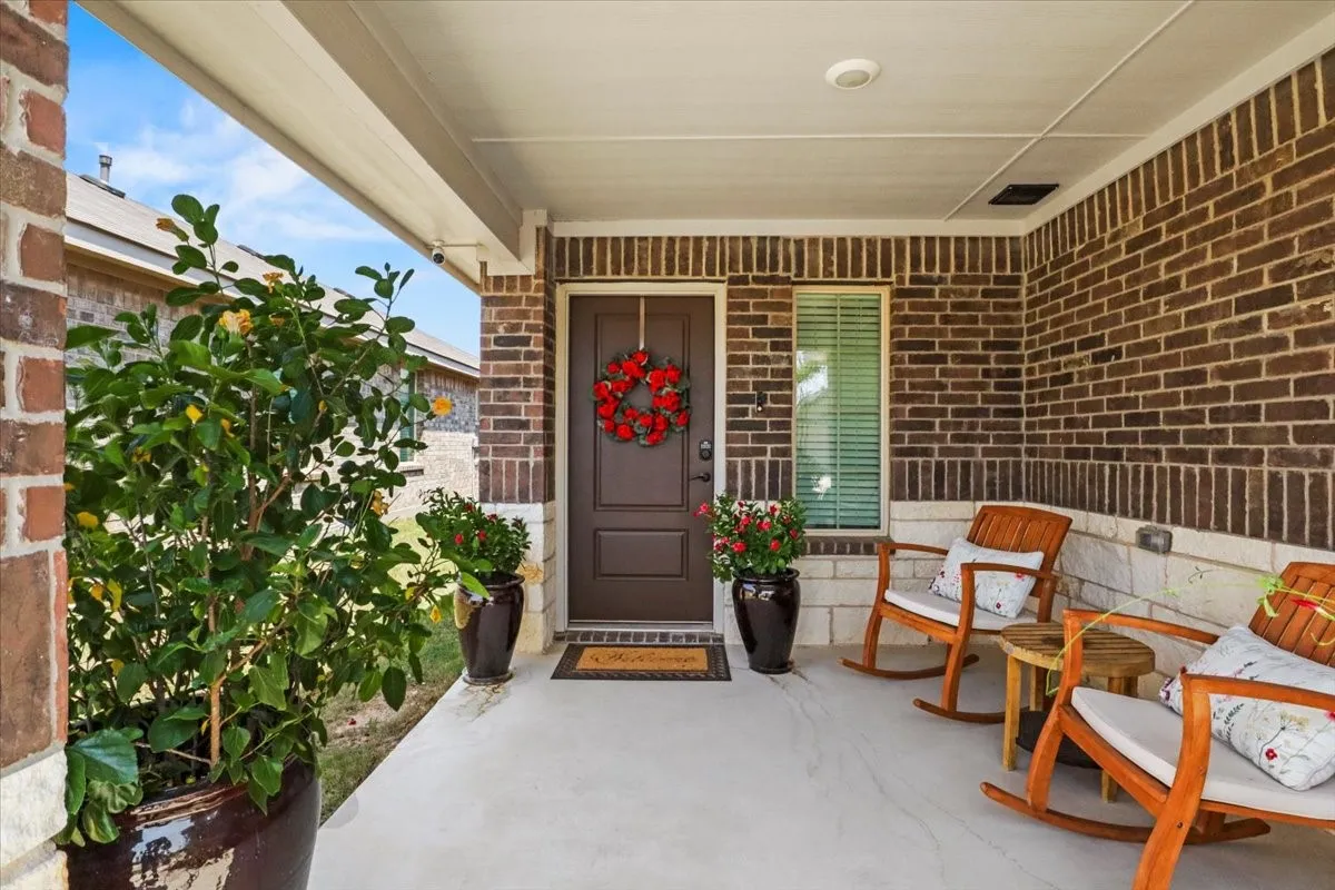 Single Family Residence For Rent in Wise County , 137 Running River Drive, Boyd, Texas 76023, 3 Bedroom, 2 Bathroom, 2 Garage spaces, 1,333 Sqft, built in 2023, mls#21392501, Real Estate Agent in Boyd, Homes For Rent in Wise county, Homes For Rent in Boyd, Realtor in Boyd Texas, Real Estate Brokerage Independent Realty Texas, Luminita Cordes Realtor