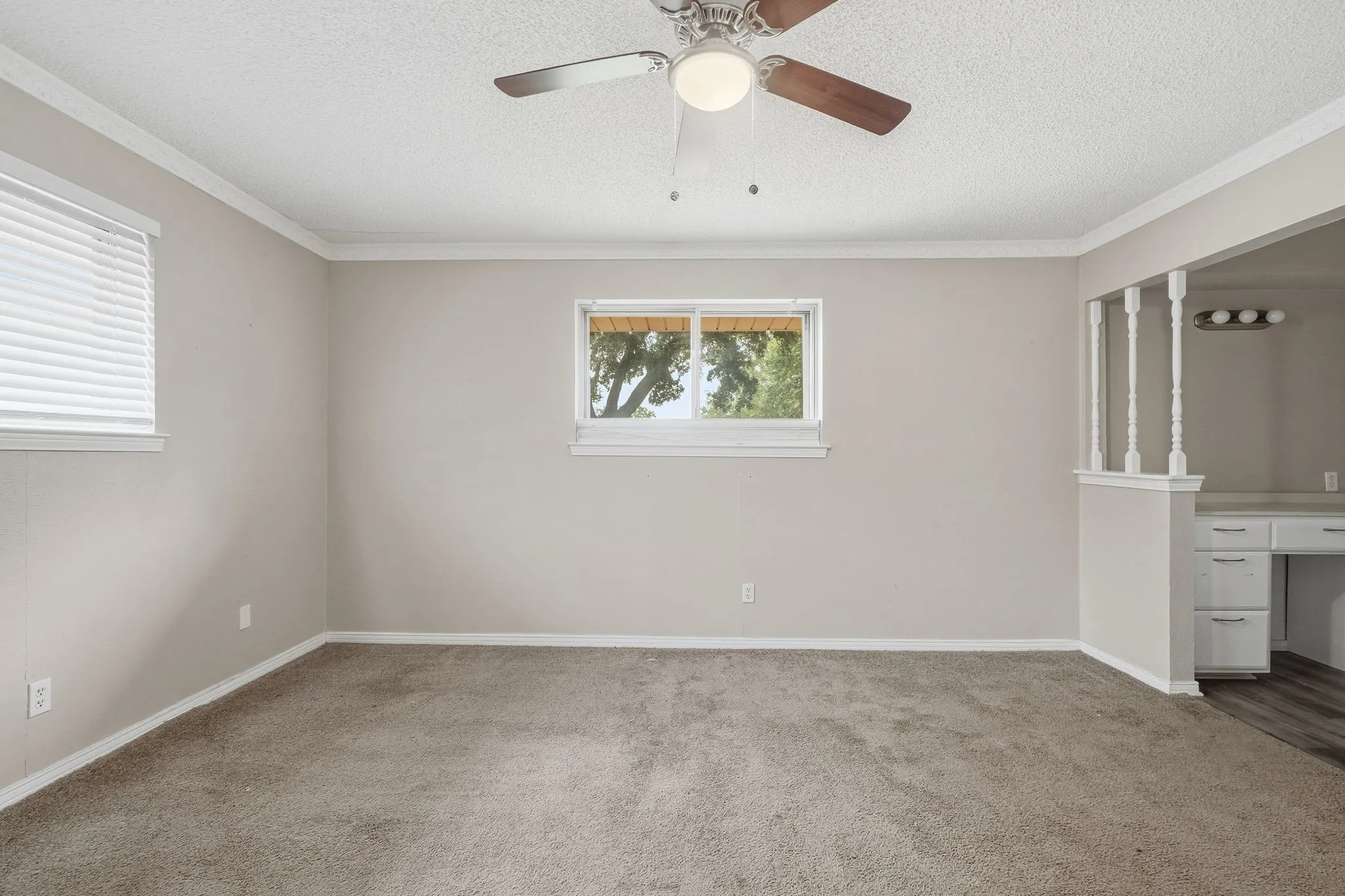Single Family Residence For Sale in Dallas County , 316 Ray Avenue, De Soto, Texas 75115, 3 Bedroom, 2 Bathroom, 2 Garage spaces, 1,796 Sqft, built in 1969, mls#21392470, Real Estate Agent in De Soto, Homes For Sale in Dallas county, Homes For Sale in De Soto, Realtor in De Soto Texas, Real Estate Brokerage Independent Realty Texas, Luminita Cordes Realtor