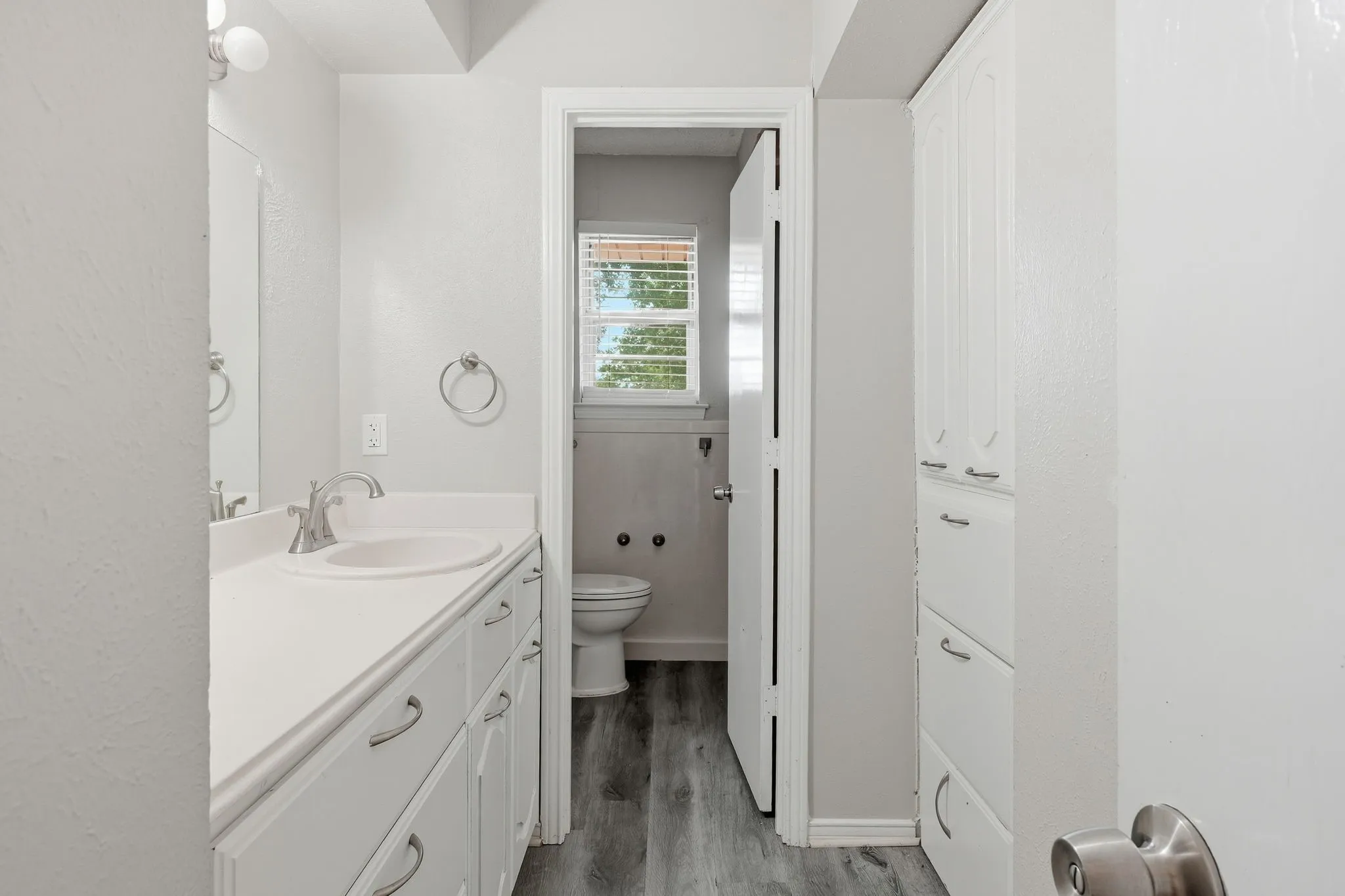Single Family Residence For Sale in Dallas County , 316 Ray Avenue, De Soto, Texas 75115, 3 Bedroom, 2 Bathroom, 2 Garage spaces, 1,796 Sqft, built in 1969, mls#21392470, Real Estate Agent in De Soto, Homes For Sale in Dallas county, Homes For Sale in De Soto, Realtor in De Soto Texas, Real Estate Brokerage Independent Realty Texas, Luminita Cordes Realtor