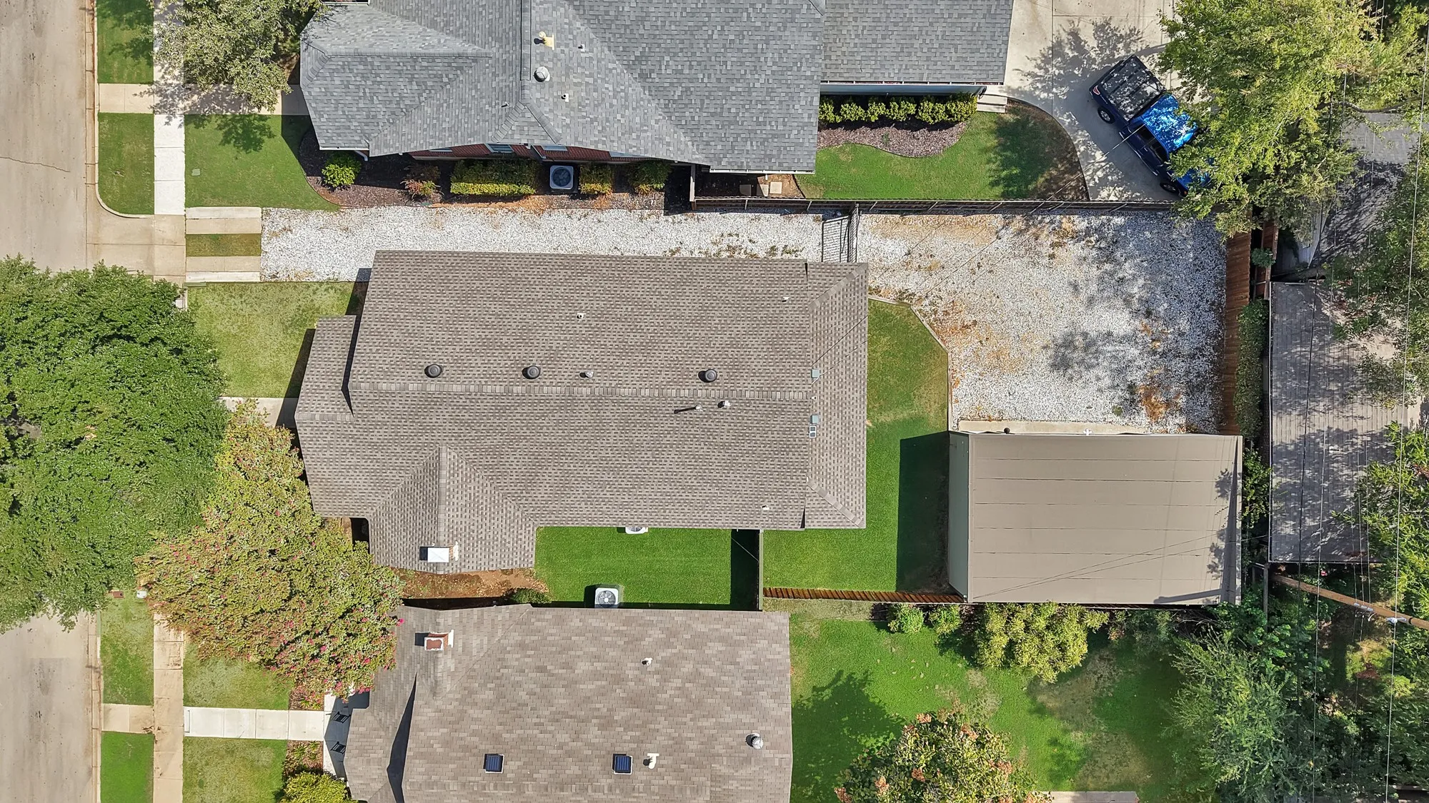 Single Family Residence For Rent in Tarrant County , 2305 W Rosedale Street S, Fort Worth, Texas 76110, 3 Bedroom, 2 Bathroom, 2 Garage spaces, 1,536 Sqft, built in 1919, mls#21392506, Real Estate Agent in Fort Worth, Homes For Rent in Tarrant county, Homes For Rent in Fort Worth, Realtor in Fort Worth Texas, Real Estate Brokerage Independent Realty Texas, Luminita Cordes Realtor
