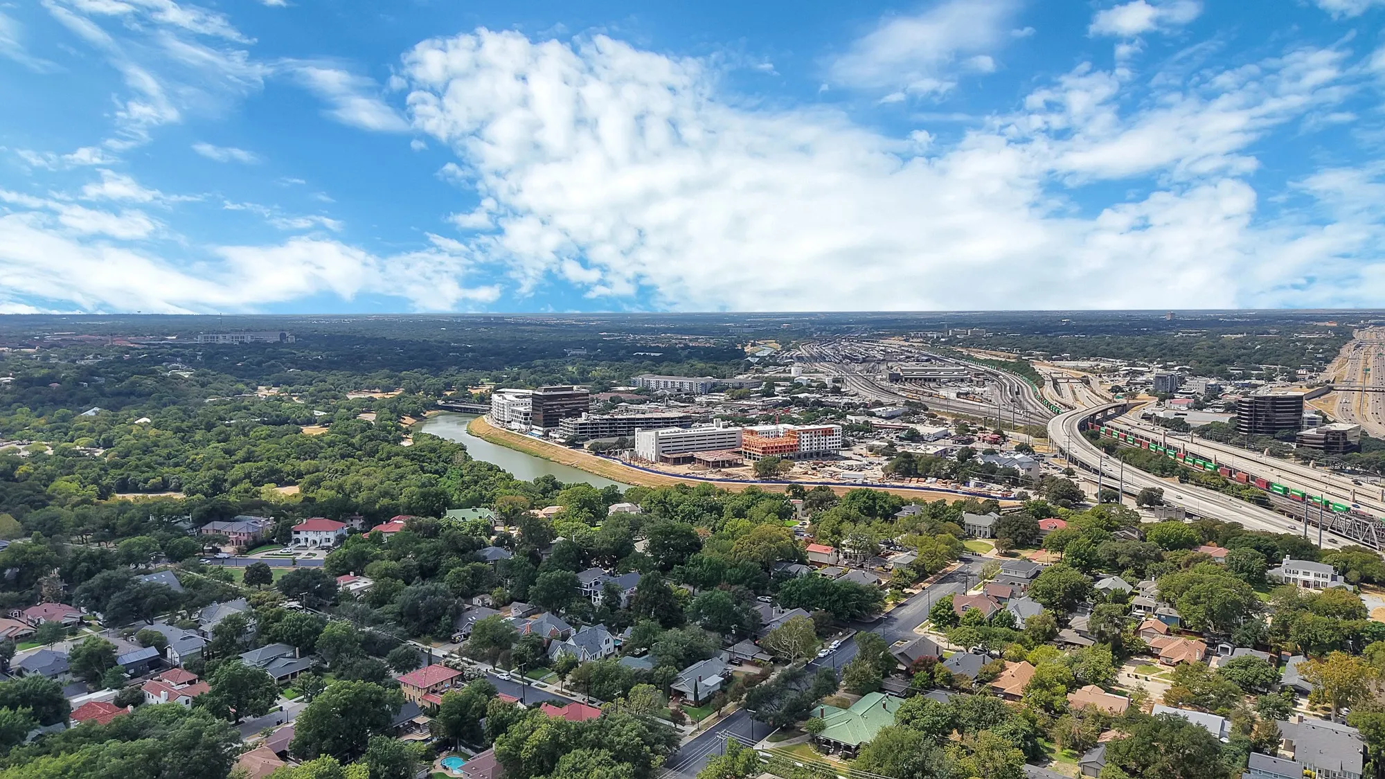 Single Family Residence For Rent in Tarrant County , 2305 W Rosedale Street S, Fort Worth, Texas 76110, 3 Bedroom, 2 Bathroom, 2 Garage spaces, 1,536 Sqft, built in 1919, mls#21392506, Real Estate Agent in Fort Worth, Homes For Rent in Tarrant county, Homes For Rent in Fort Worth, Realtor in Fort Worth Texas, Real Estate Brokerage Independent Realty Texas, Luminita Cordes Realtor