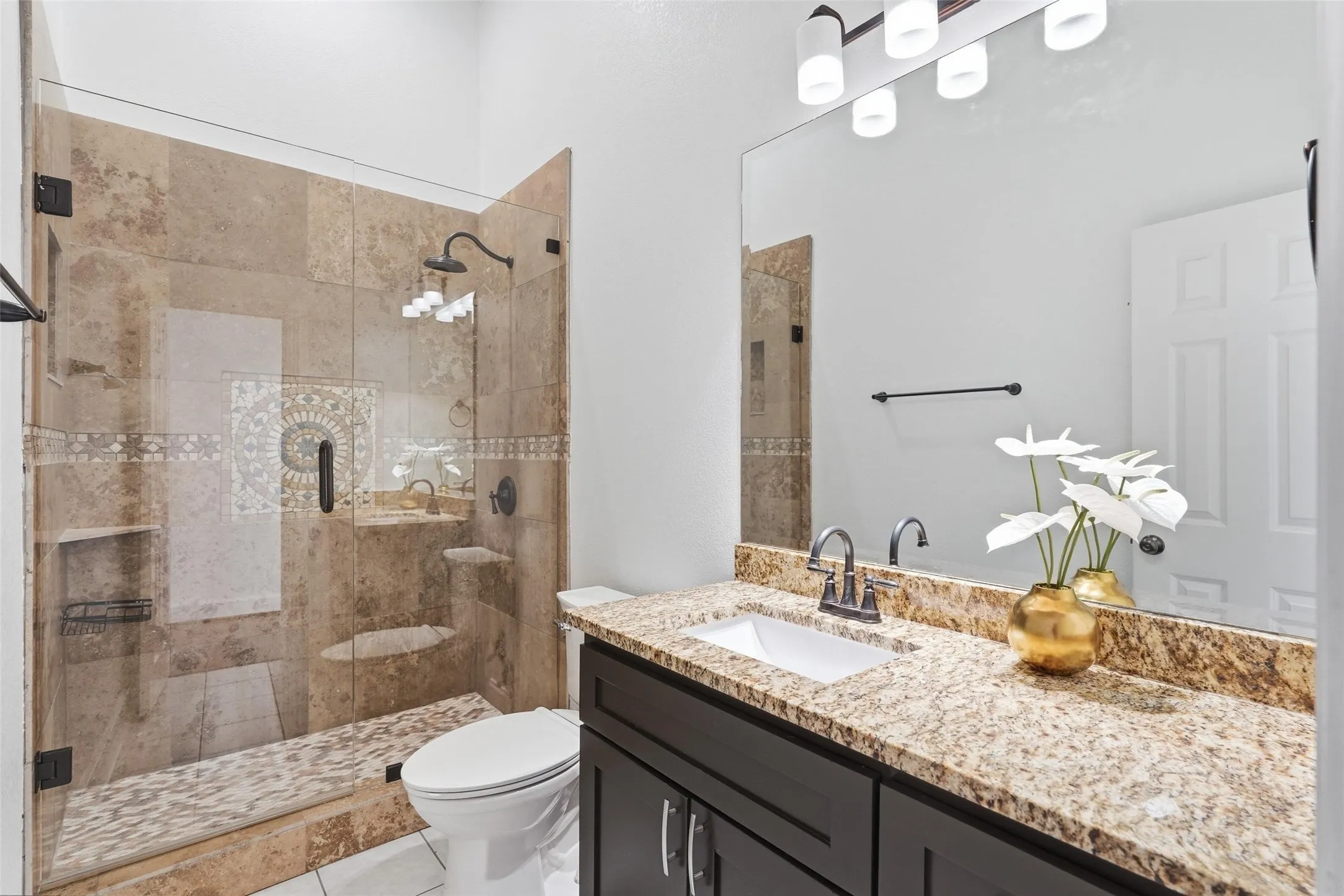 Single Family Residence For Rent in Kaufman County , 10840 Fm 1895, Kemp, Texas 75143, 3 Bedroom, 2 Bathroom, 2 Garage spaces, 2,122 Sqft, built in 2001, mls#21392507, Real Estate Agent in Kemp, Homes For Rent in Kaufman county, Homes For Rent in Kemp, Realtor in Kemp Texas, Real Estate Brokerage Independent Realty Texas, Luminita Cordes Realtor
