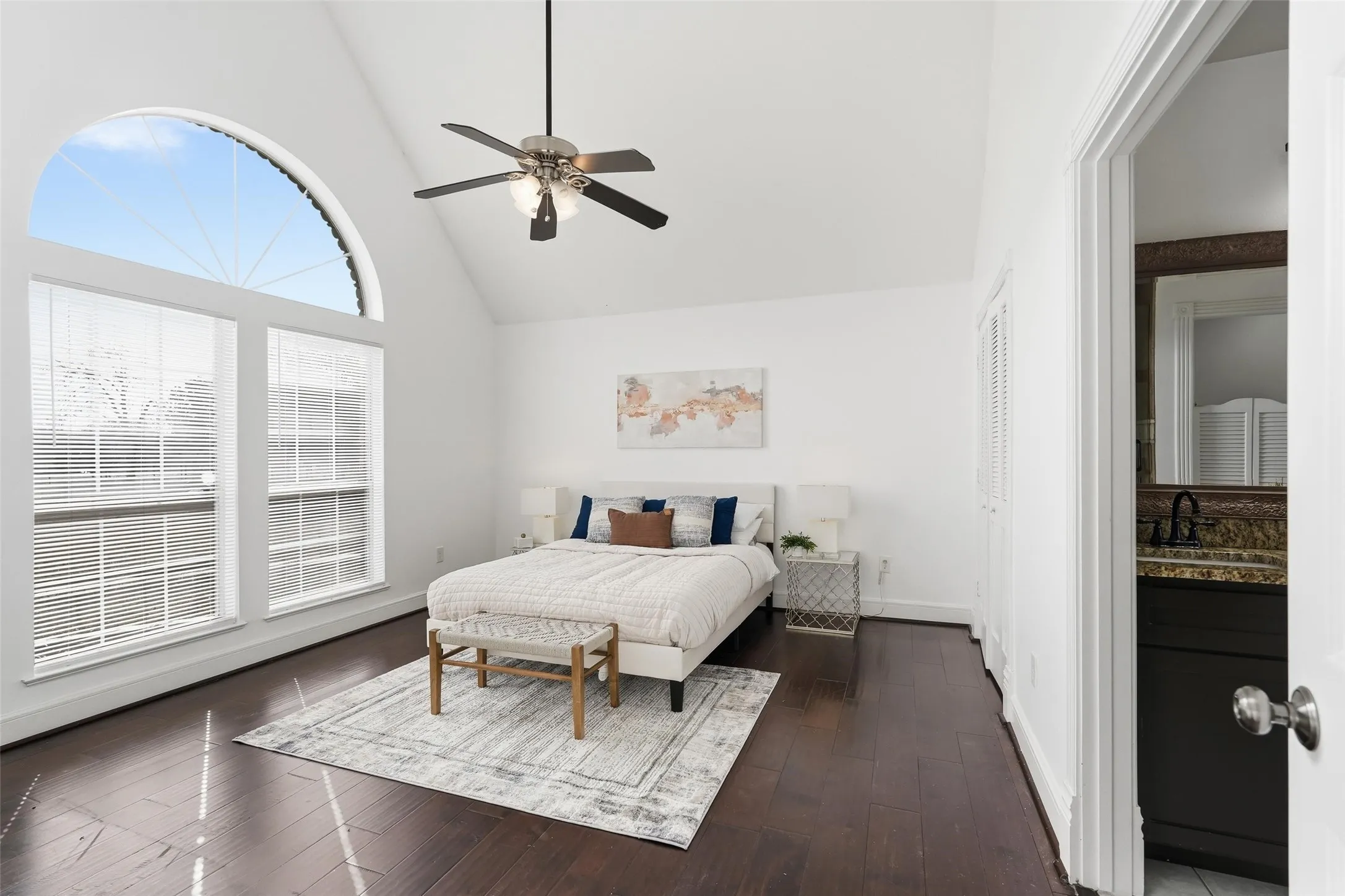 Single Family Residence For Rent in Kaufman County , 10840 Fm 1895, Kemp, Texas 75143, 3 Bedroom, 2 Bathroom, 2 Garage spaces, 2,122 Sqft, built in 2001, mls#21392507, Real Estate Agent in Kemp, Homes For Rent in Kaufman county, Homes For Rent in Kemp, Realtor in Kemp Texas, Real Estate Brokerage Independent Realty Texas, Luminita Cordes Realtor