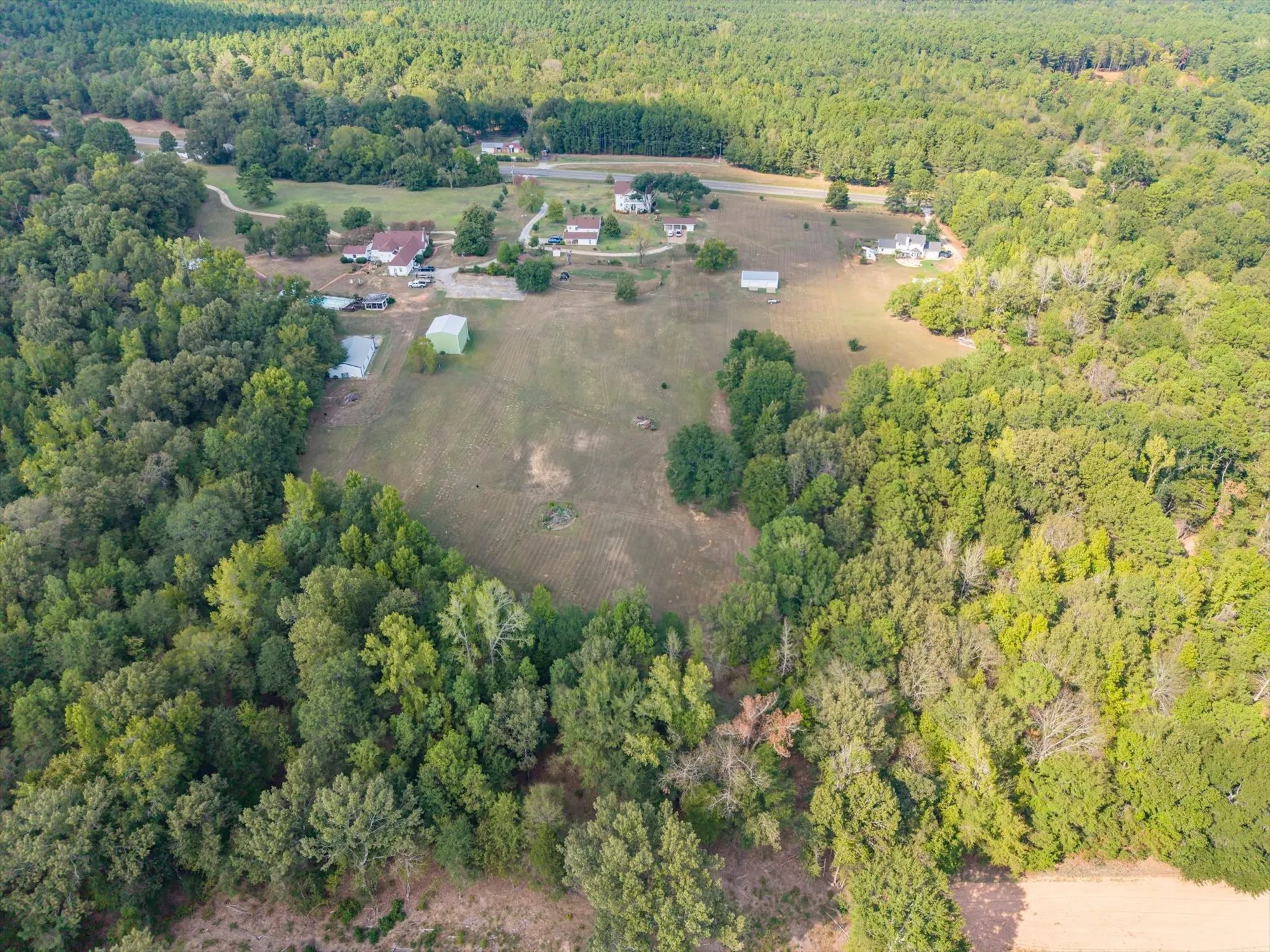 Single Family Residence For Sale in Van Zandt County , 2591 State Highway 64, Ben Wheeler, Texas 75754, 3 Bedroom, 3 Bathroom, Garage spaces, 3,692 Sqft, built in 1854, mls#21391986, Real Estate Agent in Ben Wheeler, Homes For Sale in Van Zandt county, Homes For Sale in Ben Wheeler, Realtor in Ben Wheeler Texas, Real Estate Brokerage Independent Realty Texas, Luminita Cordes Realtor