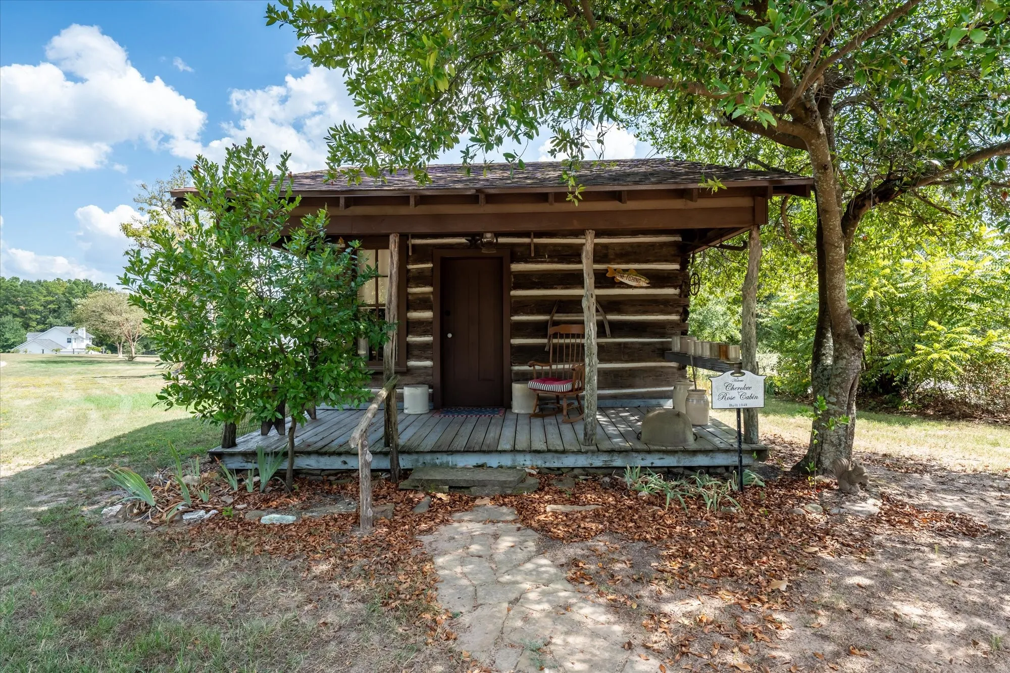 Single Family Residence For Sale in Van Zandt County , 2591 State Highway 64, Ben Wheeler, Texas 75754, 3 Bedroom, 3 Bathroom, Garage spaces, 3,692 Sqft, built in 1854, mls#21391986, Real Estate Agent in Ben Wheeler, Homes For Sale in Van Zandt county, Homes For Sale in Ben Wheeler, Realtor in Ben Wheeler Texas, Real Estate Brokerage Independent Realty Texas, Luminita Cordes Realtor