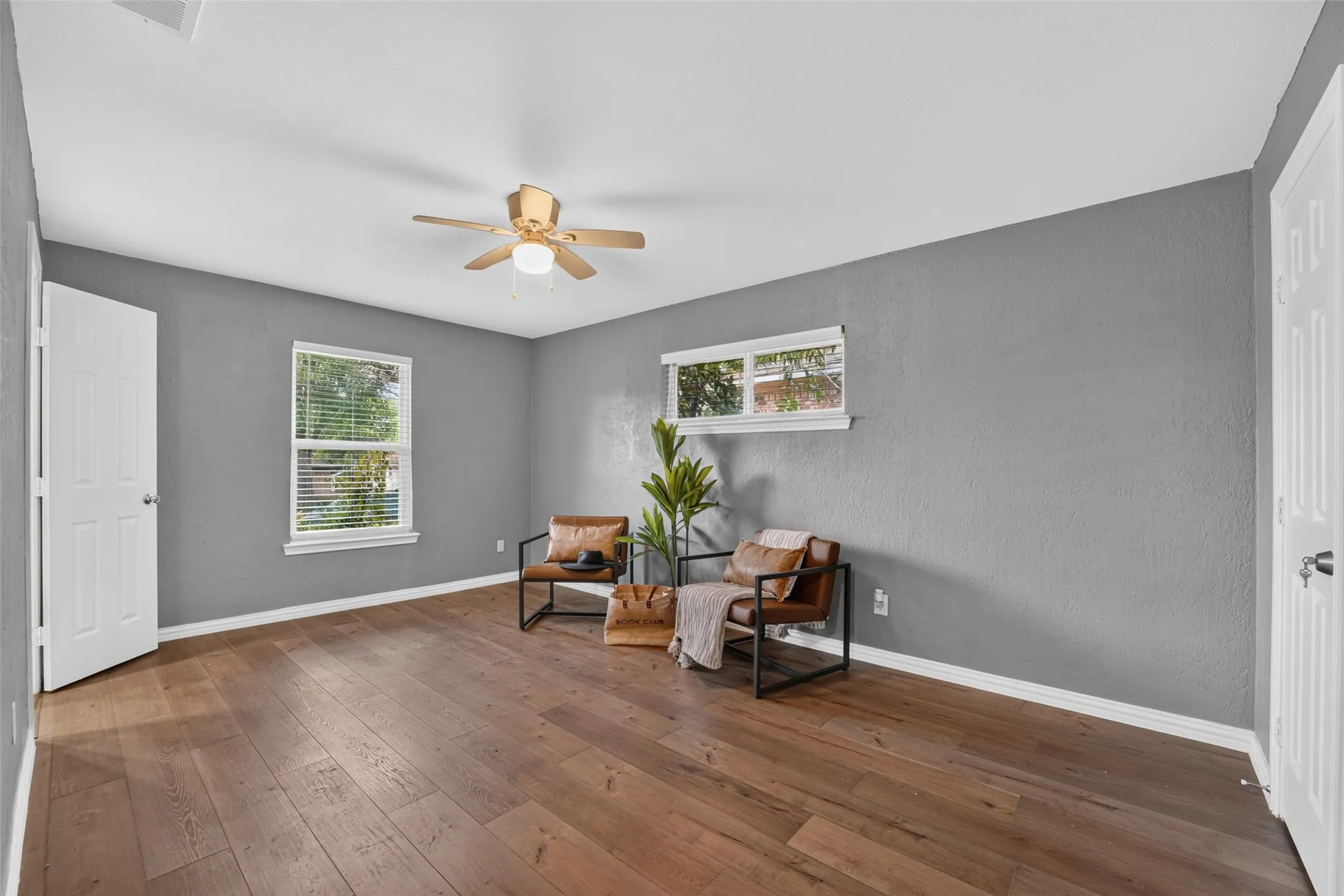 2nd guest bedroom