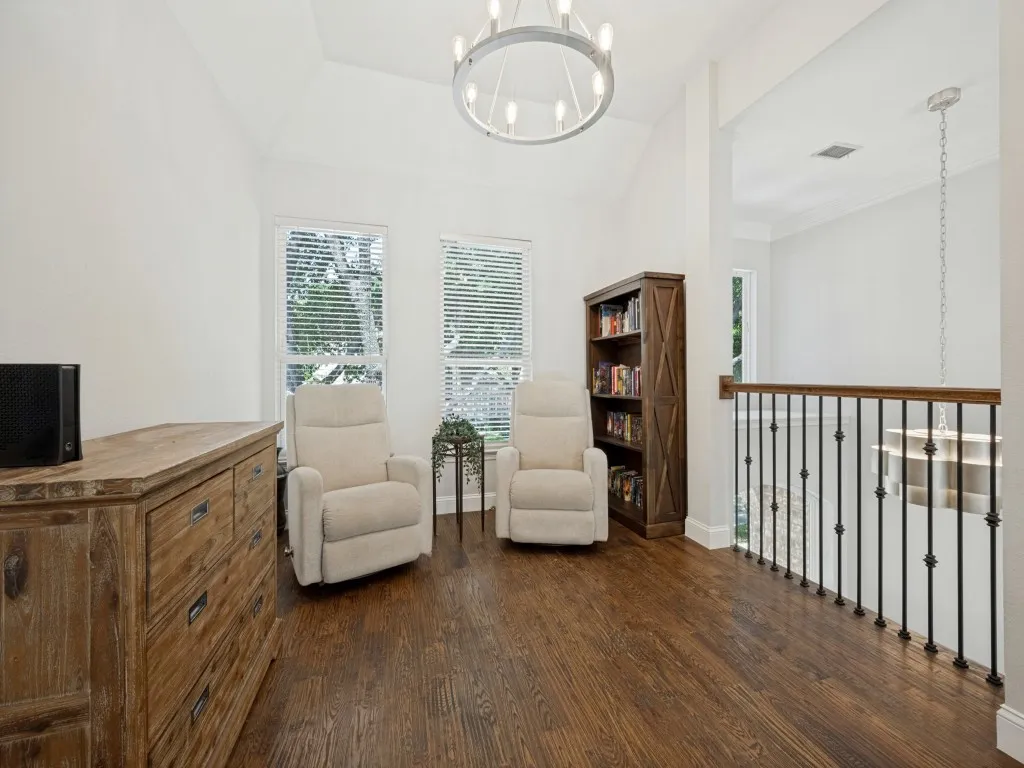 Single Family Residence For Sale in Denton County , 2829 Aberdeen Drive, Flower Mound, Texas 75022, 4 Bedroom, 3 Bathroom, 2 Garage spaces, 2,815 Sqft, built in 1993, mls#21391460, Real Estate Agent in Flower Mound, Homes For Sale in Denton county, Homes For Sale in Flower Mound, Realtor in Flower Mound Texas, Real Estate Brokerage Independent Realty Texas, Luminita Cordes Realtor
