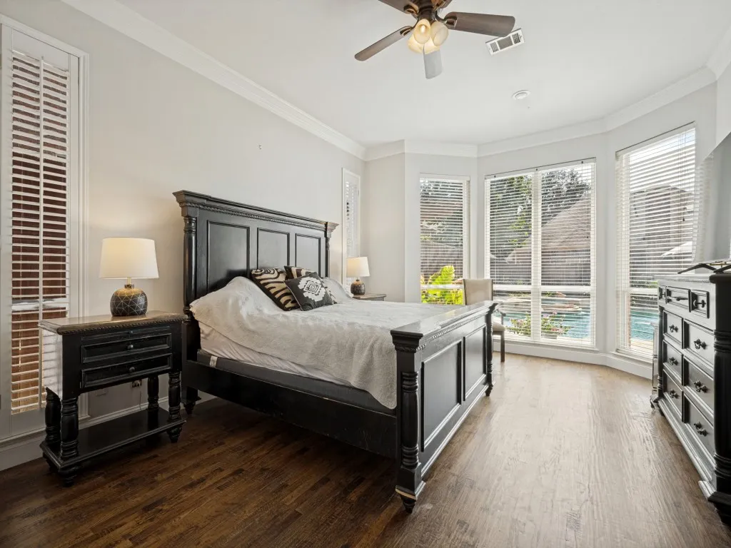 Single Family Residence For Sale in Denton County , 2829 Aberdeen Drive, Flower Mound, Texas 75022, 4 Bedroom, 3 Bathroom, 2 Garage spaces, 2,815 Sqft, built in 1993, mls#21391460, Real Estate Agent in Flower Mound, Homes For Sale in Denton county, Homes For Sale in Flower Mound, Realtor in Flower Mound Texas, Real Estate Brokerage Independent Realty Texas, Luminita Cordes Realtor