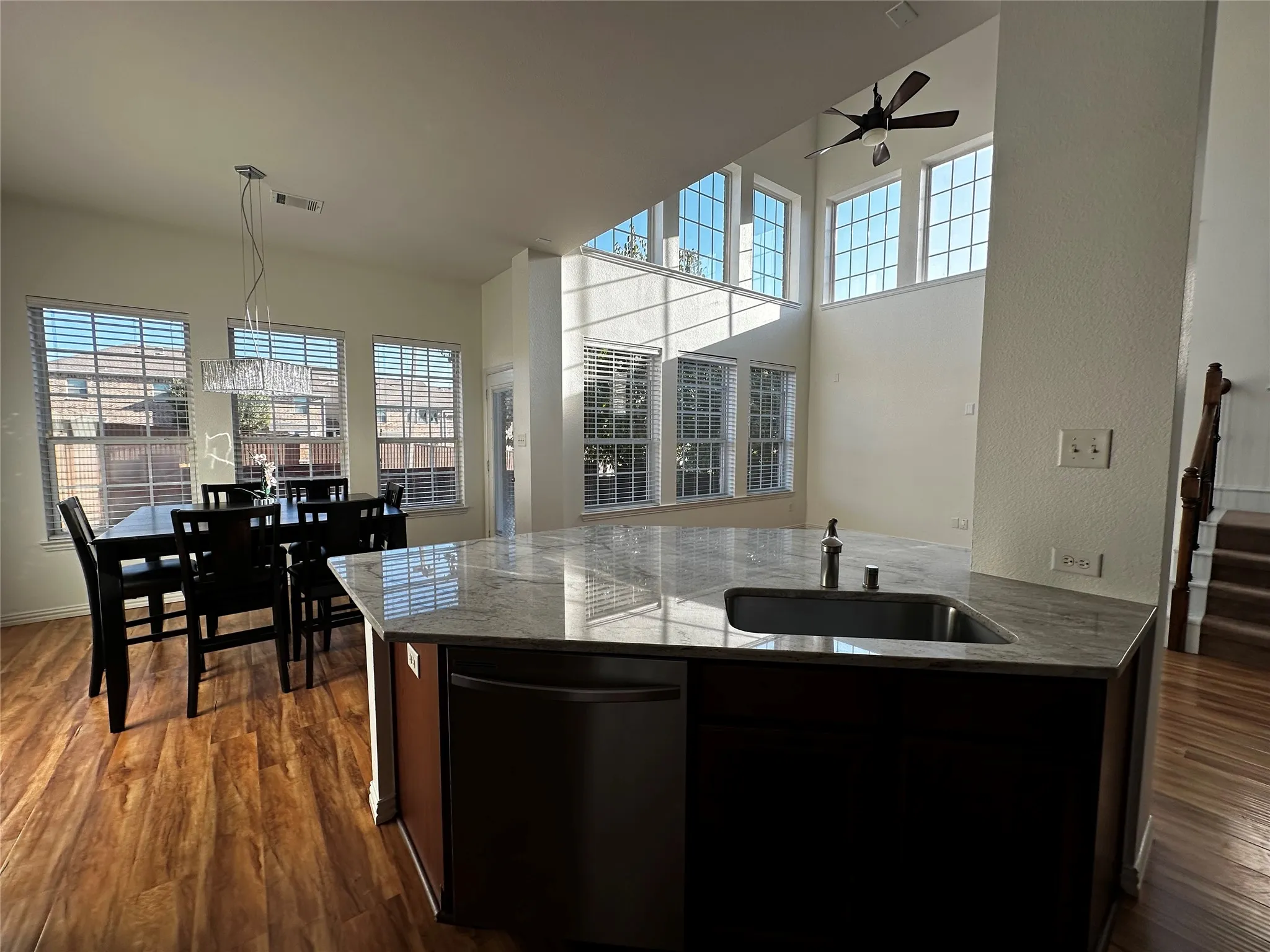 Townhouse For Sale in Dallas County , 3821 Marcillia Circle, Irving, Texas 75038, 2 Bedroom, 3 Bathroom, 2 Garage spaces, 1,565 Sqft, built in 2009, mls#21392520, Real Estate Agent in Irving, Homes For Sale in Dallas county, Homes For Sale in Irving, Realtor in Irving Texas, Real Estate Brokerage Independent Realty Texas, Luminita Cordes Realtor