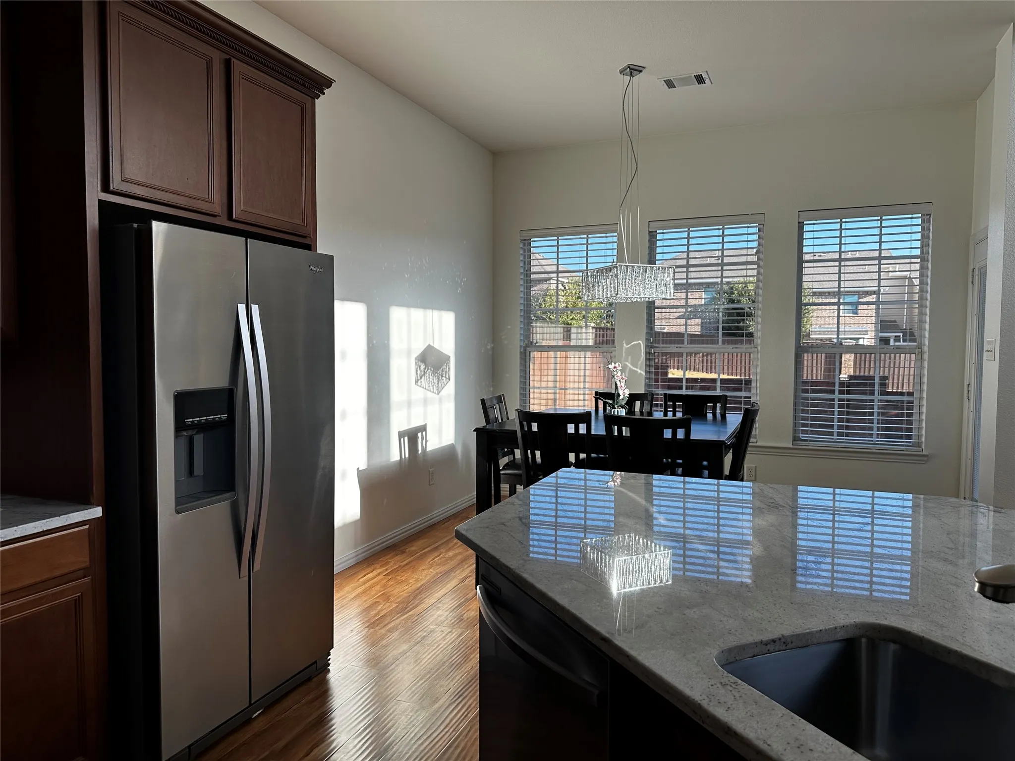Townhouse For Sale in Dallas County , 3821 Marcillia Circle, Irving, Texas 75038, 2 Bedroom, 3 Bathroom, 2 Garage spaces, 1,565 Sqft, built in 2009, mls#21392520, Real Estate Agent in Irving, Homes For Sale in Dallas county, Homes For Sale in Irving, Realtor in Irving Texas, Real Estate Brokerage Independent Realty Texas, Luminita Cordes Realtor