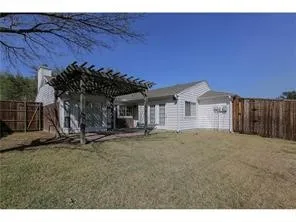 Single Family Residence For Rent in Denton County , 2110 Hearthstone Drive, Carrollton, Texas 75010, 4 Bedroom, 2 Bathroom, 2 Garage spaces, 1,909 Sqft, built in 1988, mls#21392514, Real Estate Agent in Carrollton, Homes For Rent in Denton county, Homes For Rent in Carrollton, Realtor in Carrollton Texas, Real Estate Brokerage Independent Realty Texas, Luminita Cordes Realtor