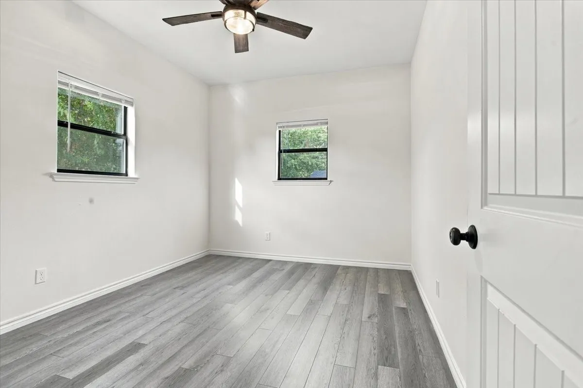 Single Family Residence For Sale in Fannin County , 505 N White Oak, Dodd City, Texas 75438, 3 Bedroom, 2 Bathroom, Garage spaces, 1,428 Sqft, built in 2022, mls#21390987, Real Estate Agent in Dodd City, Homes For Sale in Fannin county, Homes For Sale in Dodd City, Realtor in Dodd City Texas, Real Estate Brokerage Independent Realty Texas, Luminita Cordes Realtor