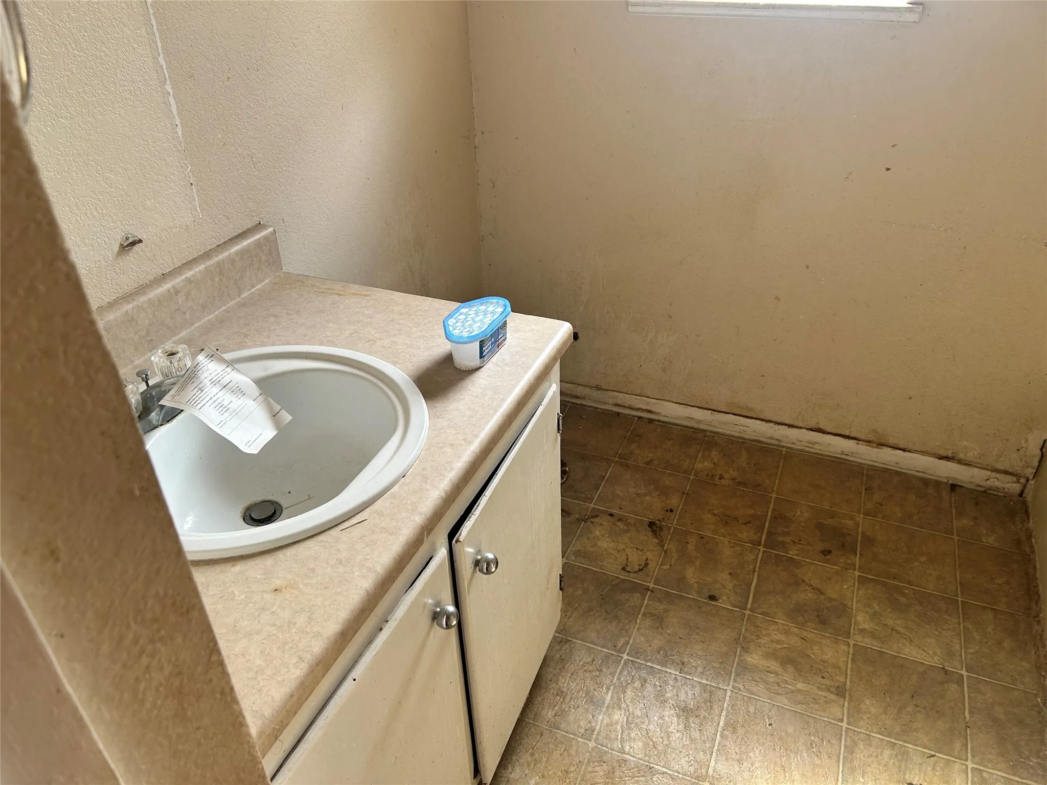 Single Family Residence For Sale in Brown County , 508 Parkway Drive, Brownwood, Texas 76801, 3 Bedroom, 1 Bathroom, Garage spaces, 1,446 Sqft, built in 0, mls#21392033, Real Estate Agent in Brownwood, Homes For Sale in Brown county, Homes For Sale in Brownwood, Realtor in Brownwood Texas, Real Estate Brokerage Independent Realty Texas, Luminita Cordes Realtor