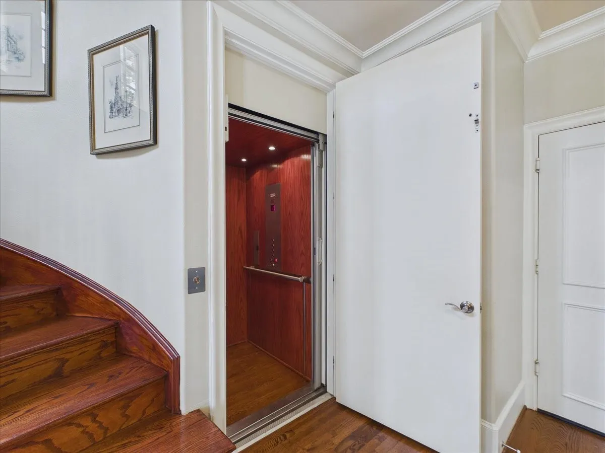 Elevator