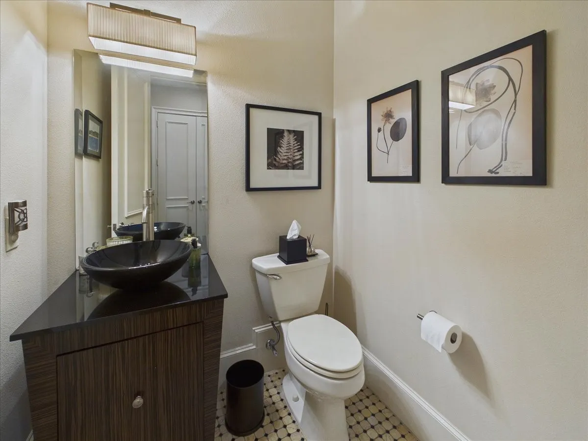 Powder Room