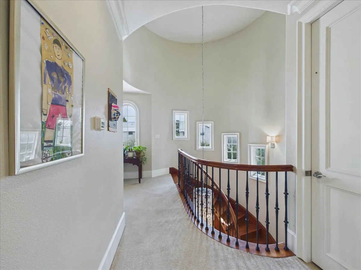 Single Family Residence For Sale in Dallas County , 4301 Lomo Alto Drive B, Highland Park, Texas 75219, 3 Bedroom, 4 Bathroom, 2 Garage spaces, 2,748 Sqft, built in 2006, mls#21391972, Real Estate Agent in Highland Park, Homes For Sale in Dallas county, Homes For Sale in Highland Park, Realtor in Highland Park Texas, Real Estate Brokerage Independent Realty Texas, Luminita Cordes Realtor