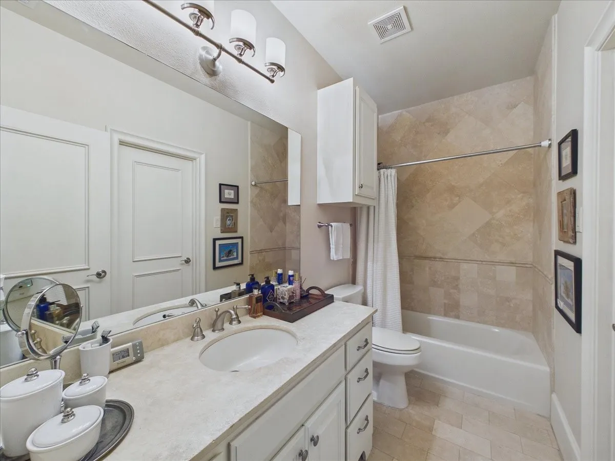 First Floor Ensuite