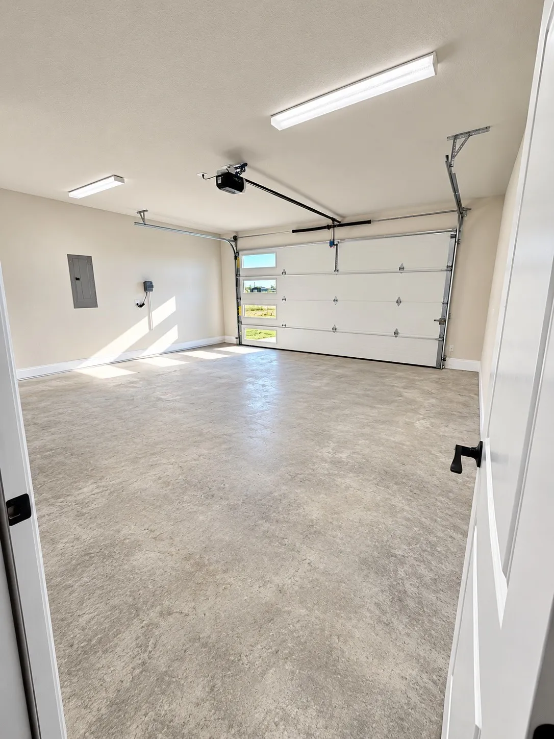 Single Family Residence For Sale in Johnson County , 6025 Huckleberry Lane, Joshua, Texas 76058, 4 Bedroom, 2 Bathroom, 2 Garage spaces, 2,649 Sqft, built in 2026, mls#21391617, Real Estate Agent in Joshua, Homes For Sale in Johnson county, Homes For Sale in Joshua, Realtor in Joshua Texas, Real Estate Brokerage Independent Realty Texas, Luminita Cordes Realtor