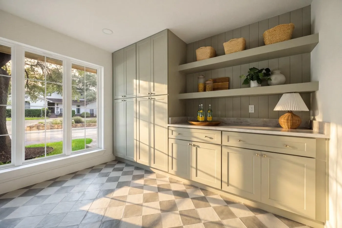 Pantry/Laundry room