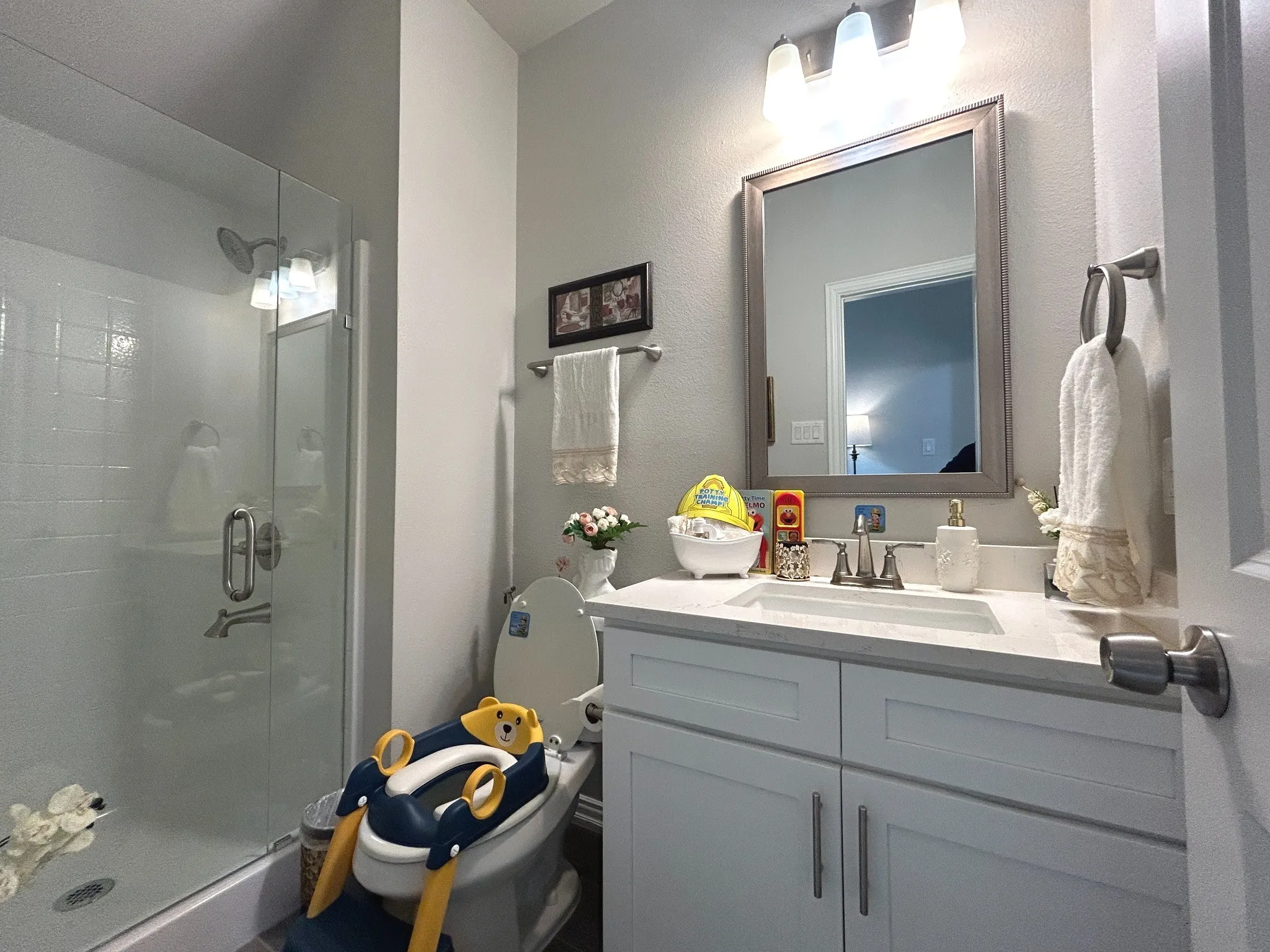 Townhouse For Rent in Dallas County , 4719 Amal Saleh Drive, Irving, Texas 75061, 3 Bedroom, 3 Bathroom, 2 Garage spaces, 2,004 Sqft, built in 2021, mls#21392549, Real Estate Agent in Irving, Homes For Rent in Dallas county, Homes For Rent in Irving, Realtor in Irving Texas, Real Estate Brokerage Independent Realty Texas, Luminita Cordes Realtor