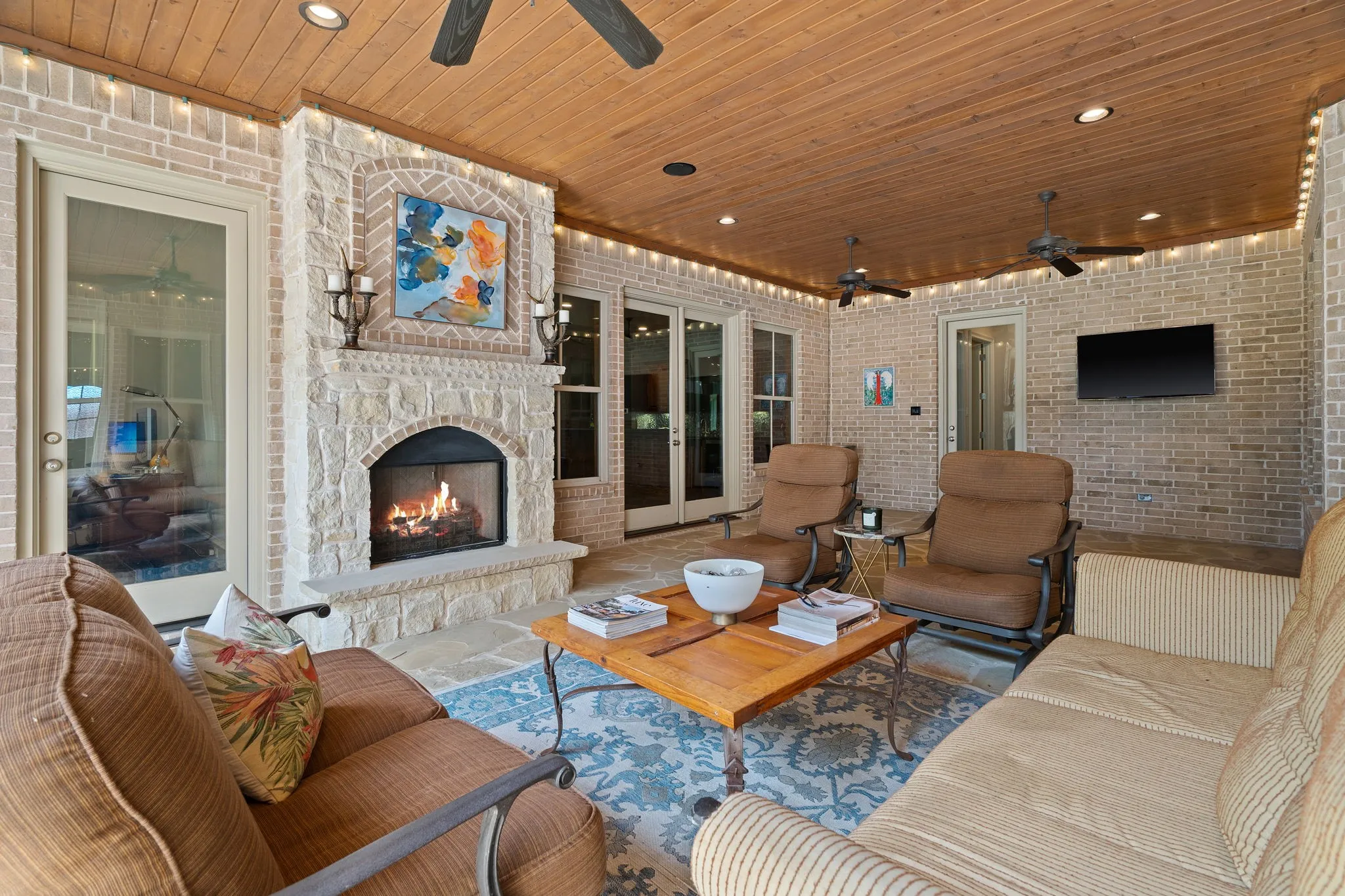 Single Family Residence For Sale in Tarrant County , 4712 Manning Drive, Colleyville, Texas 76034, 5 Bedroom, 6 Bathroom, 9 Garage spaces, 7,148 Sqft, built in 2008, mls#21392278, Real Estate Agent in Colleyville, Homes For Sale in Tarrant county, Homes For Sale in Colleyville, Realtor in Colleyville Texas, Real Estate Brokerage Independent Realty Texas, Luminita Cordes Realtor