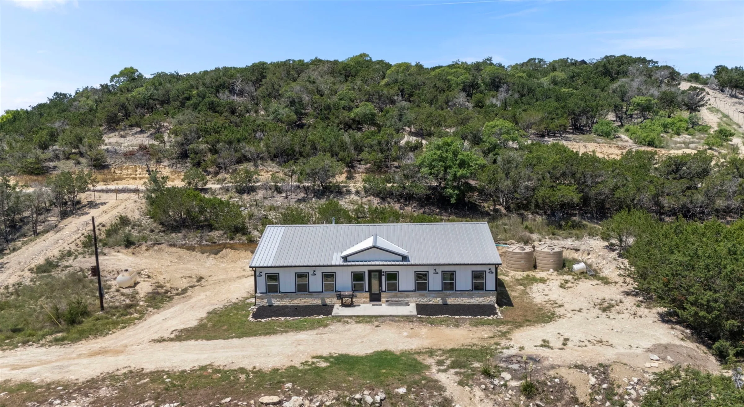 Single Family Residence For Sale in Kerr County , 486 Camino Real Road, Kerrville, Texas 78028, 3 Bedroom, 2 Bathroom, Garage spaces, 2,542 Sqft, built in 2022, mls#21392570, Real Estate Agent in Kerrville, Homes For Sale in Kerr county, Homes For Sale in Kerrville, Realtor in Kerrville Texas, Real Estate Brokerage Independent Realty Texas, Luminita Cordes Realtor