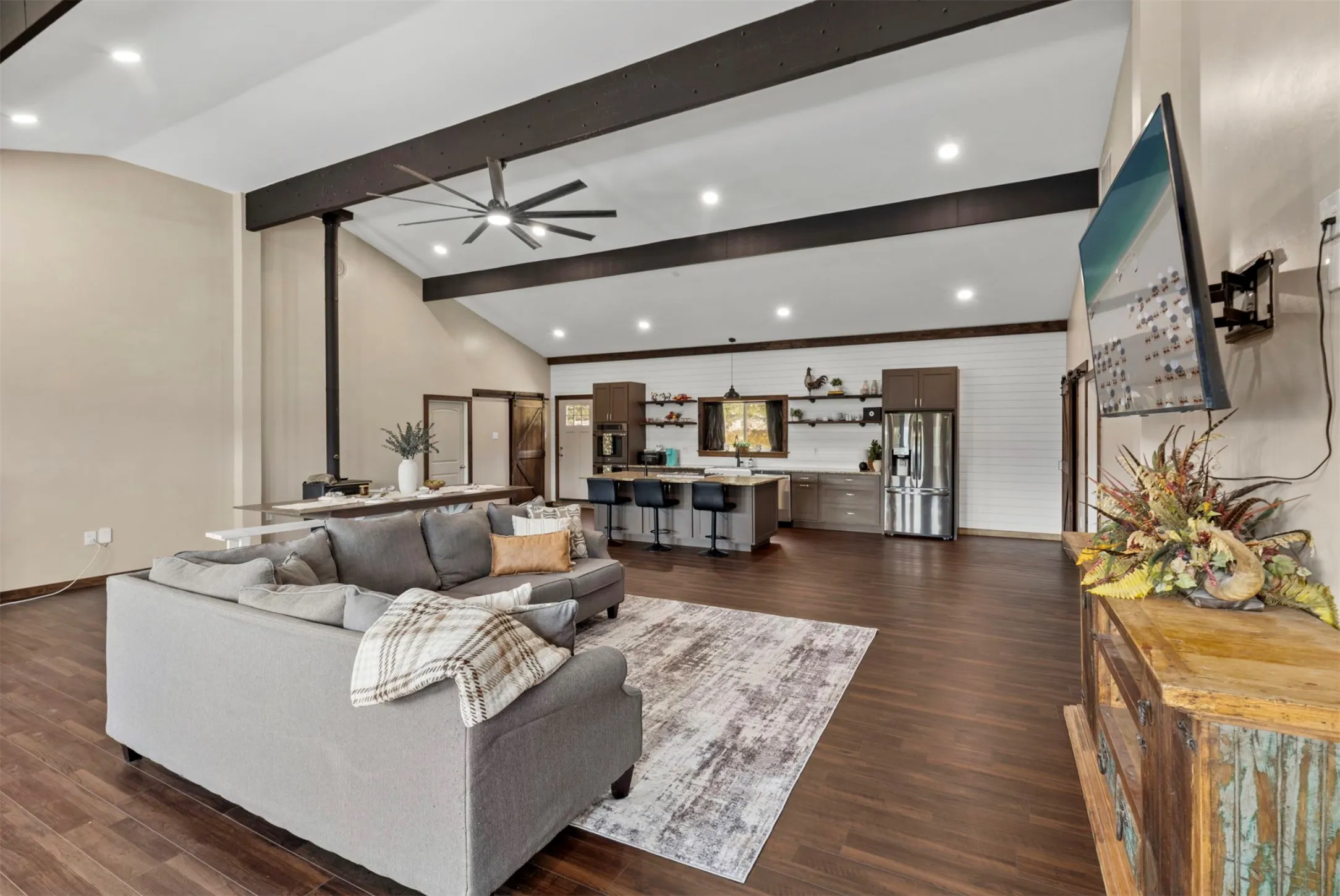 Single Family Residence For Sale in Kerr County , 486 Camino Real Road, Kerrville, Texas 78028, 3 Bedroom, 2 Bathroom, Garage spaces, 2,542 Sqft, built in 2022, mls#21392570, Real Estate Agent in Kerrville, Homes For Sale in Kerr county, Homes For Sale in Kerrville, Realtor in Kerrville Texas, Real Estate Brokerage Independent Realty Texas, Luminita Cordes Realtor