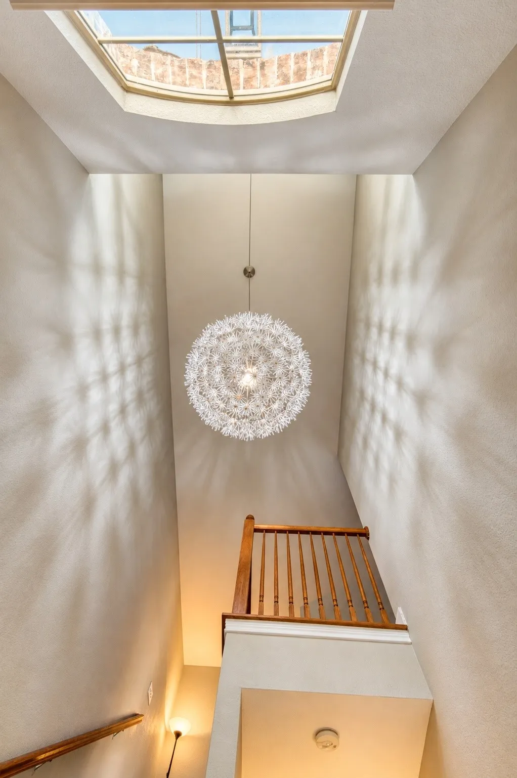 Townhouse For Rent in Collin County , 6854 Cortona Lane, Frisco, Texas 75034, 3 Bedroom, 3 Bathroom, 2 Garage spaces, 1,558 Sqft, built in 2006, mls#21391338, Real Estate Agent in Frisco, Homes For Rent in Collin county, Homes For Rent in Frisco, Realtor in Frisco Texas, Real Estate Brokerage Independent Realty Texas, Luminita Cordes Realtor