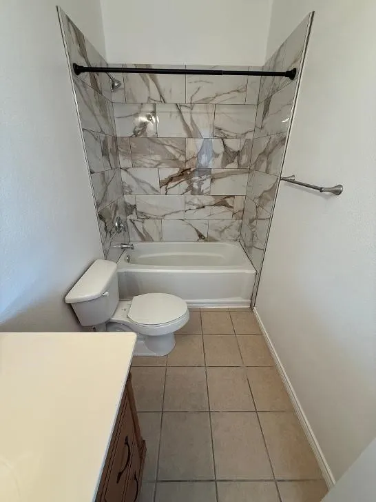 Duplex For Rent in Denton County , 320 Woodgrove Drive A, Little Elm, Texas 75068, 3 Bedroom, 3 Bathroom, 1 Garage spaces, 1,740 Sqft, built in 2012, mls#21392574, Real Estate Agent in Little Elm, Homes For Rent in Denton county, Homes For Rent in Little Elm, Realtor in Little Elm Texas, Real Estate Brokerage Independent Realty Texas, Luminita Cordes Realtor