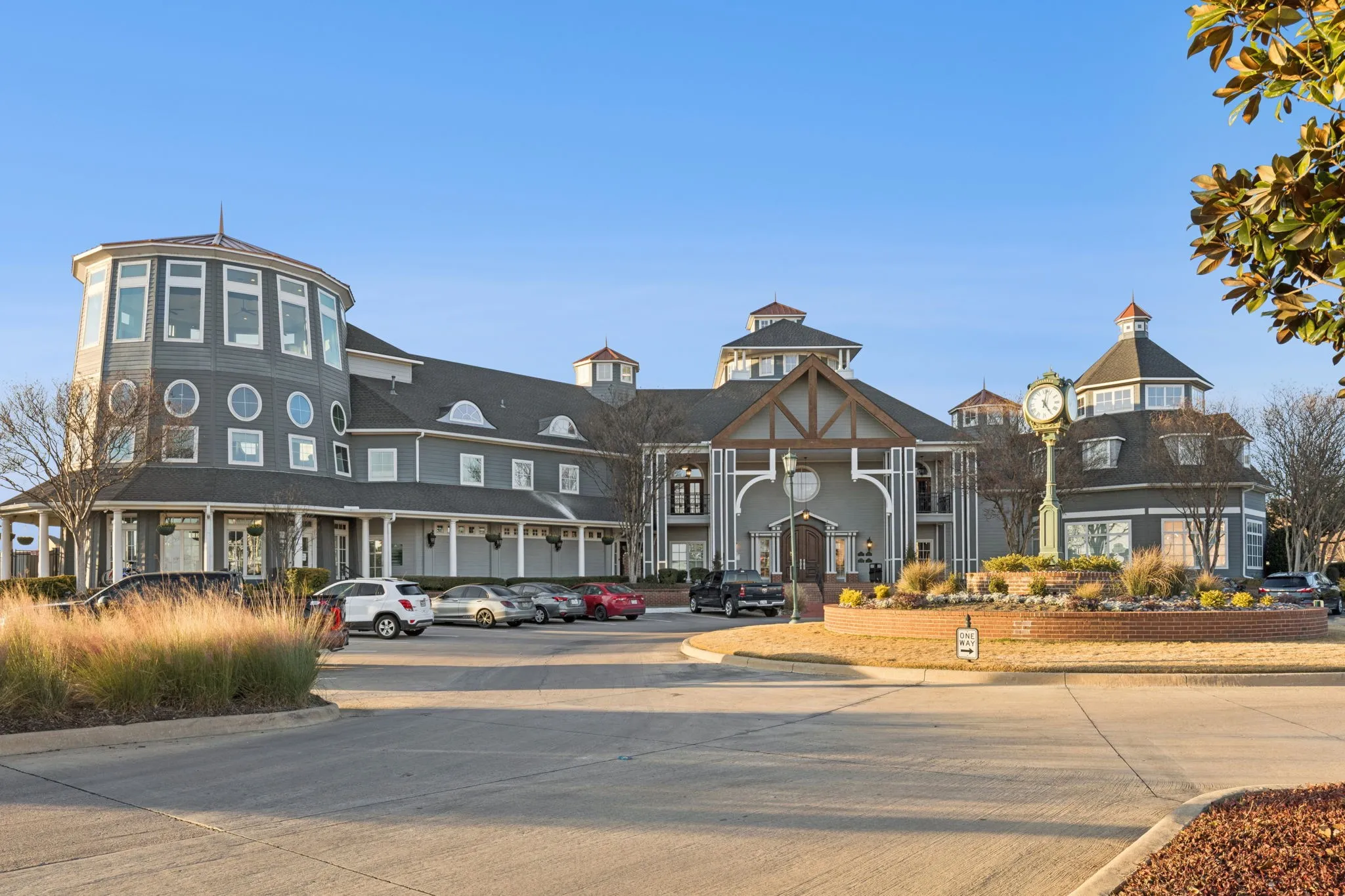 From resort-style amenities to year-round community events, Providence Village offers a lifestyle you'll love coming home to.