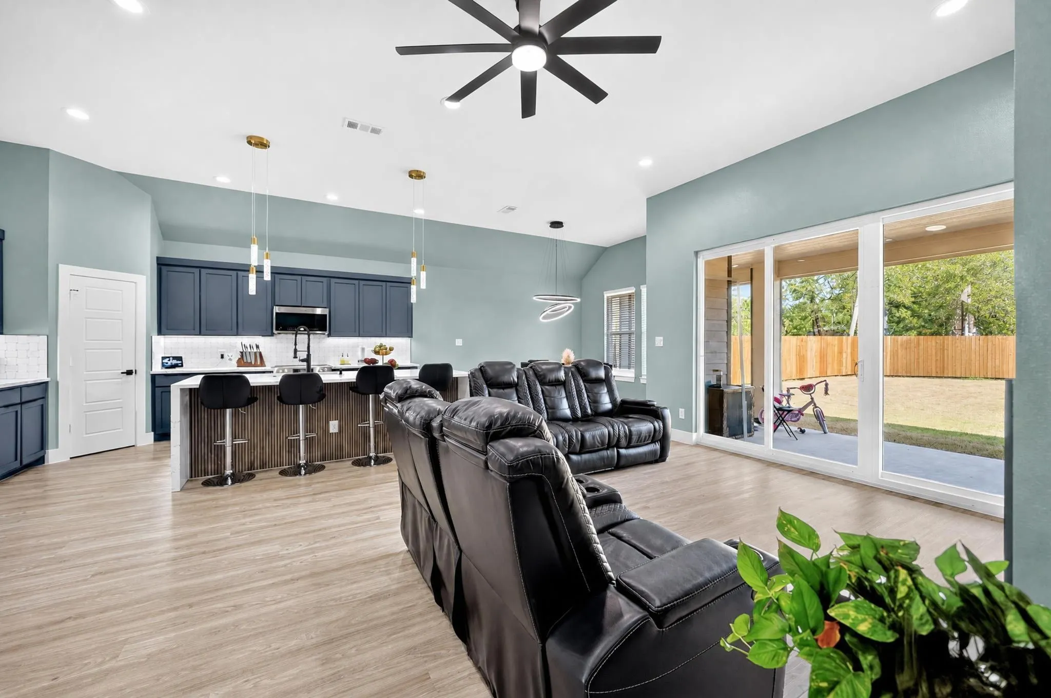 Single Family Residence For Sale in Dallas County , 1930 Houston Street, Grand Prairie, Texas 75050, 4 Bedroom, 3 Bathroom, 2 Garage spaces, 1,990 Sqft, built in 2026, mls#21392304, Real Estate Agent in Grand Prairie, Homes For Sale in Dallas county, Homes For Sale in Grand Prairie, Realtor in Grand Prairie Texas, Real Estate Brokerage Independent Realty Texas, Luminita Cordes Realtor