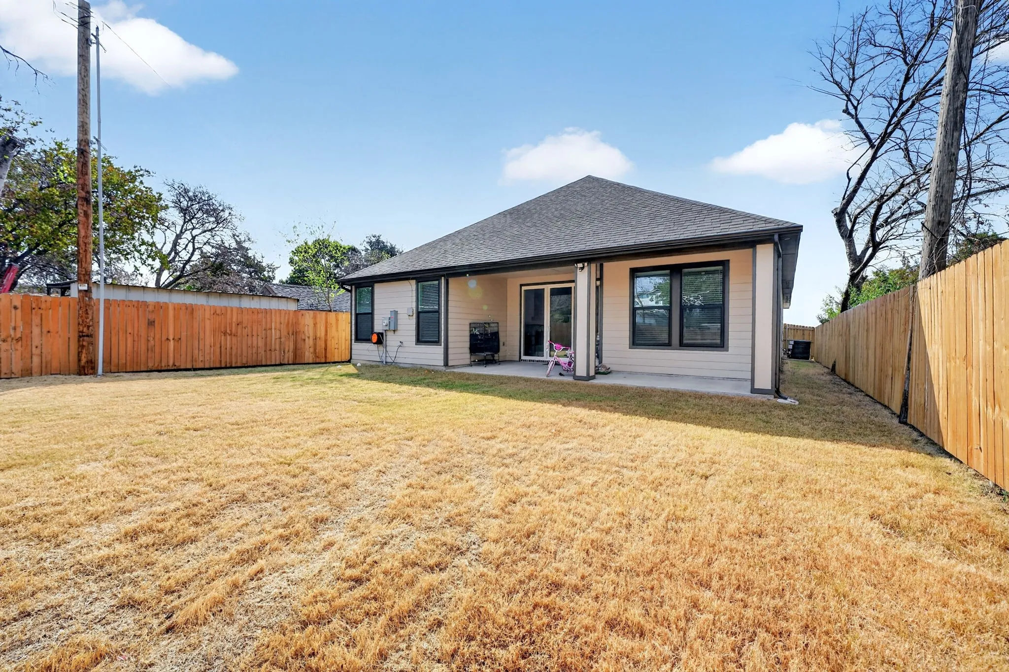 Single Family Residence For Sale in Dallas County , 1930 Houston Street, Grand Prairie, Texas 75050, 4 Bedroom, 3 Bathroom, 2 Garage spaces, 1,990 Sqft, built in 2026, mls#21392304, Real Estate Agent in Grand Prairie, Homes For Sale in Dallas county, Homes For Sale in Grand Prairie, Realtor in Grand Prairie Texas, Real Estate Brokerage Independent Realty Texas, Luminita Cordes Realtor