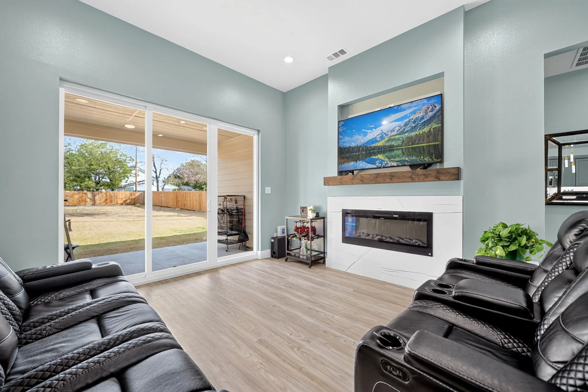 Single Family Residence For Sale in Dallas County , 1930 Houston Street, Grand Prairie, Texas 75050, 4 Bedroom, 3 Bathroom, 2 Garage spaces, 1,990 Sqft, built in 2026, mls#21392304, Real Estate Agent in Grand Prairie, Homes For Sale in Dallas county, Homes For Sale in Grand Prairie, Realtor in Grand Prairie Texas, Real Estate Brokerage Independent Realty Texas, Luminita Cordes Realtor